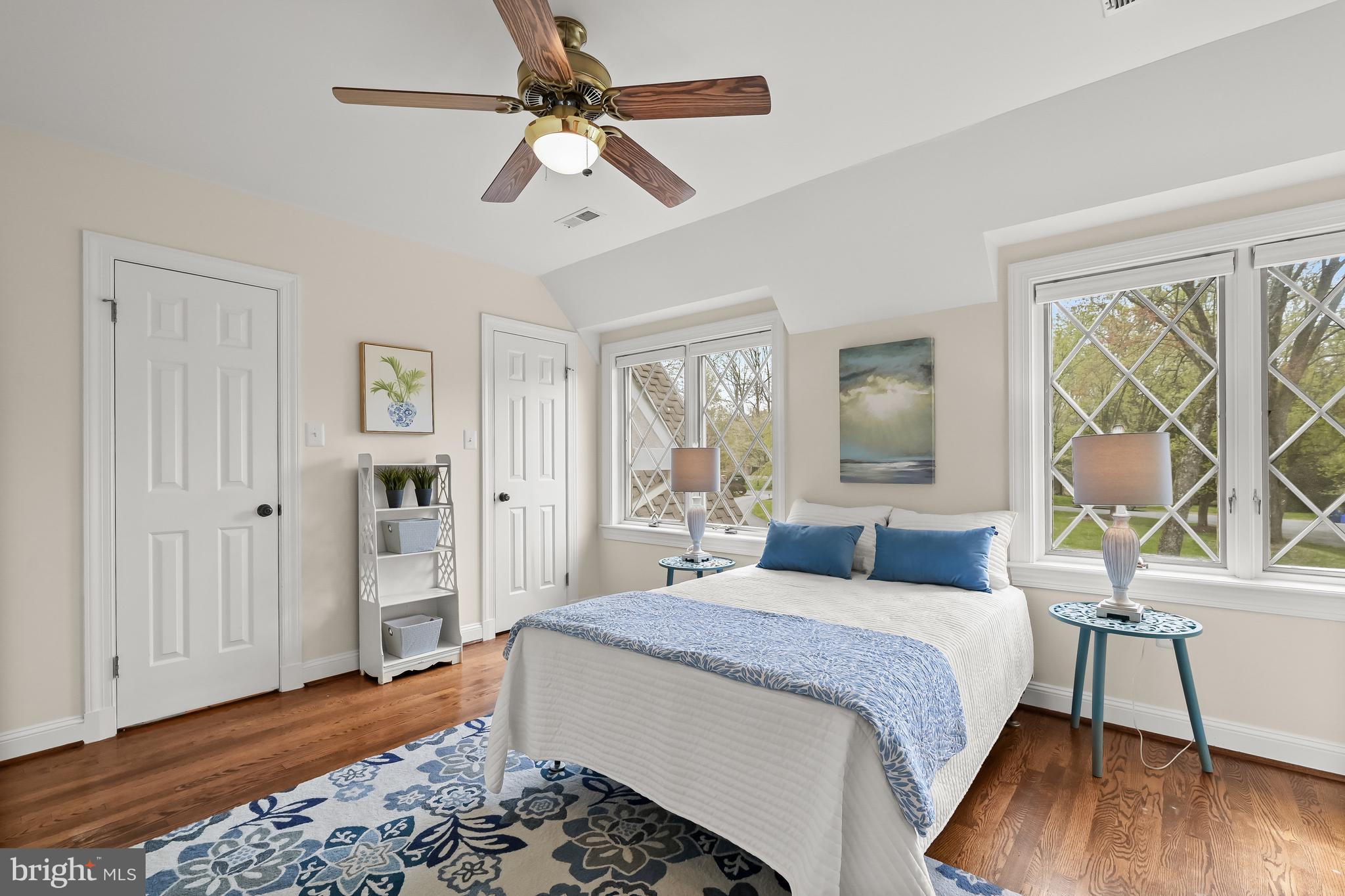 POTOMAC OUTSIDE - Residential