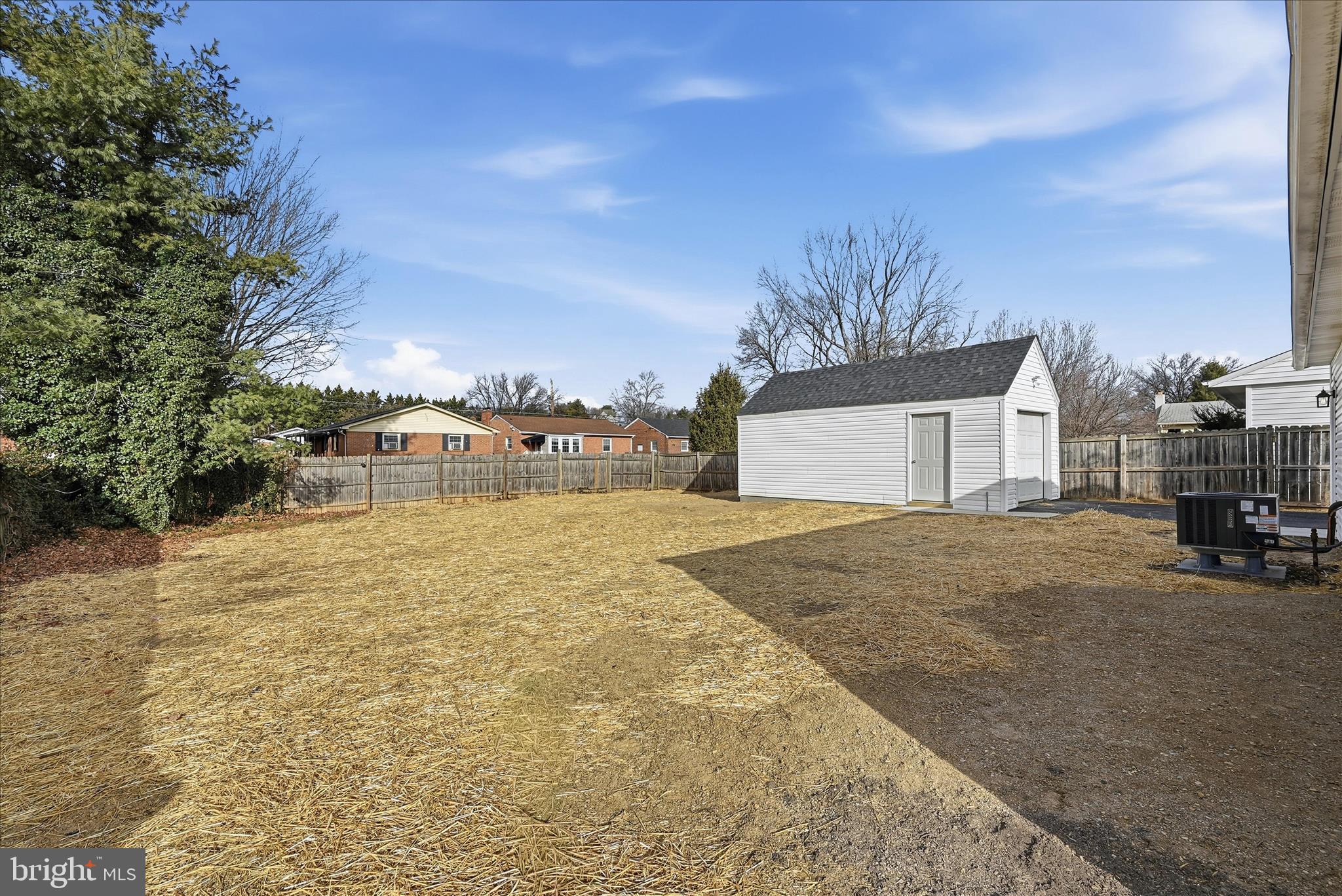 NORTHWESTERN HILLS - Residential