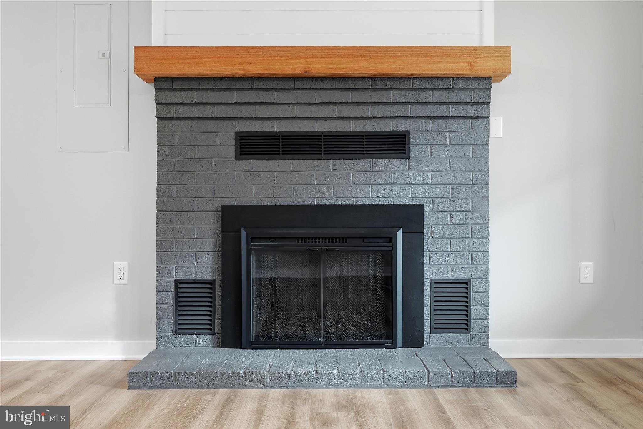 NORTHWESTERN HILLS - Residential