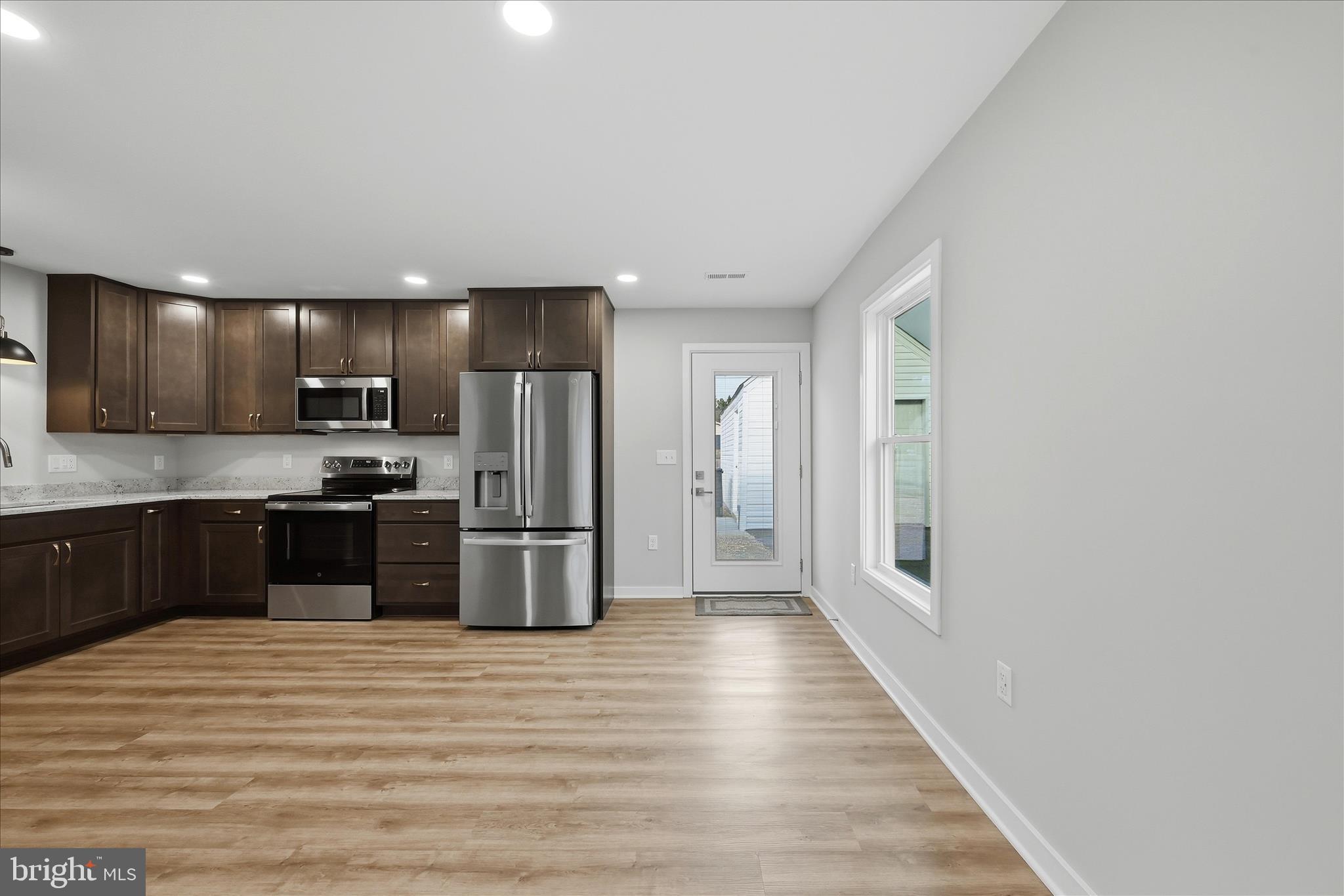 NORTHWESTERN HILLS - Residential