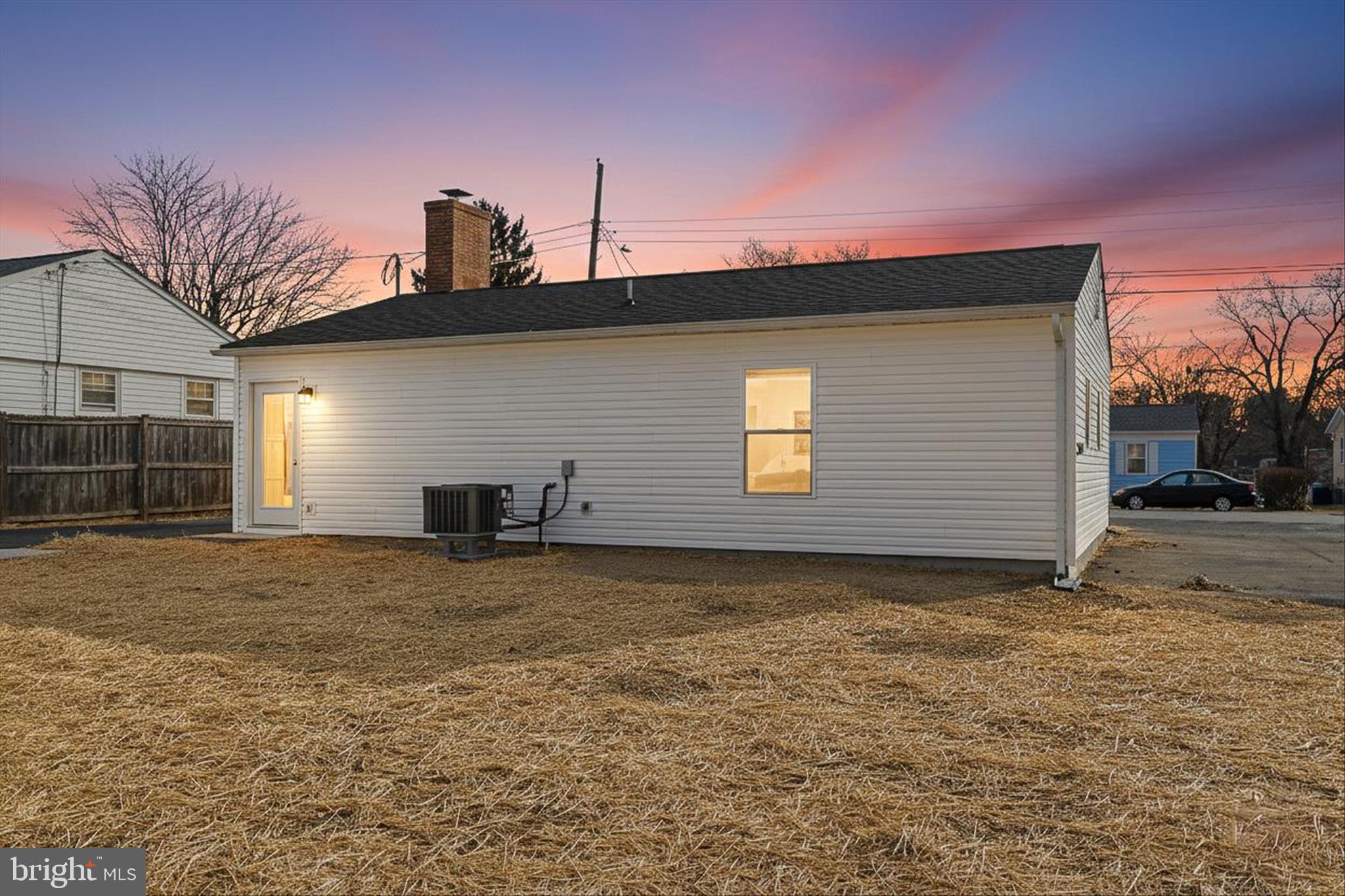 NORTHWESTERN HILLS - Residential