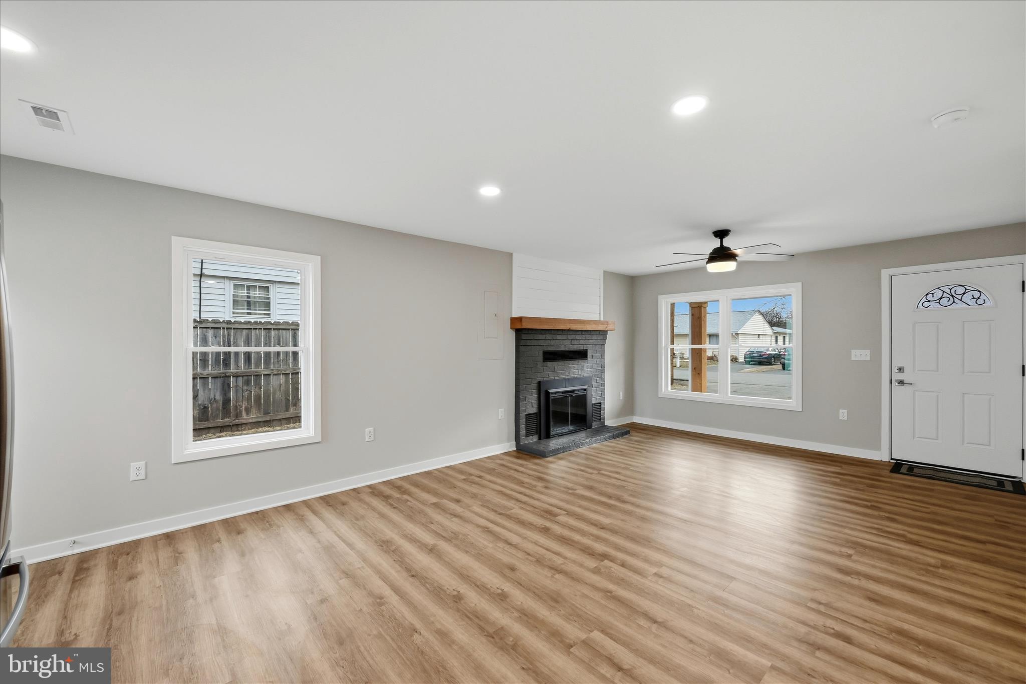 NORTHWESTERN HILLS - Residential