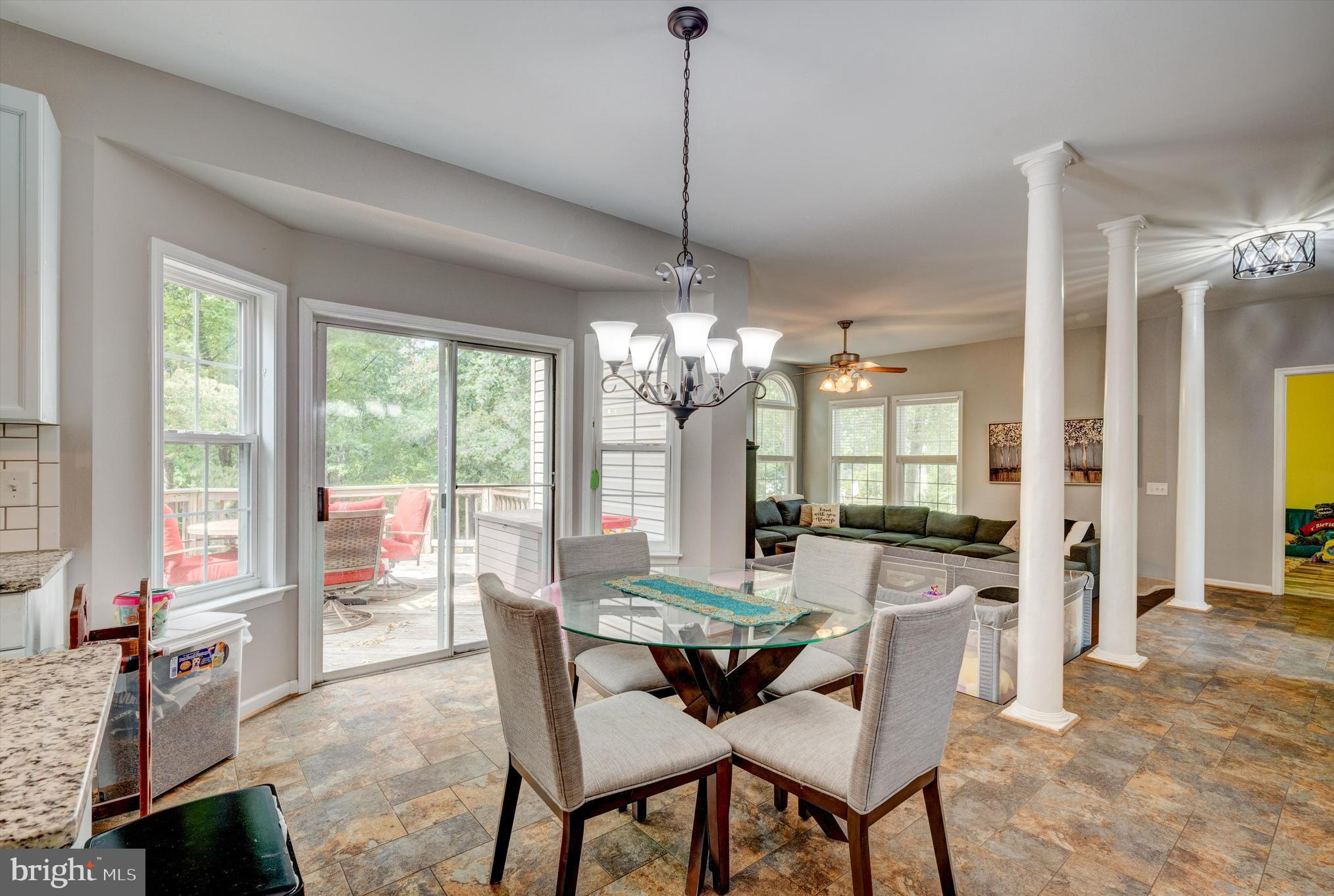 RIVER HILLS - Residential