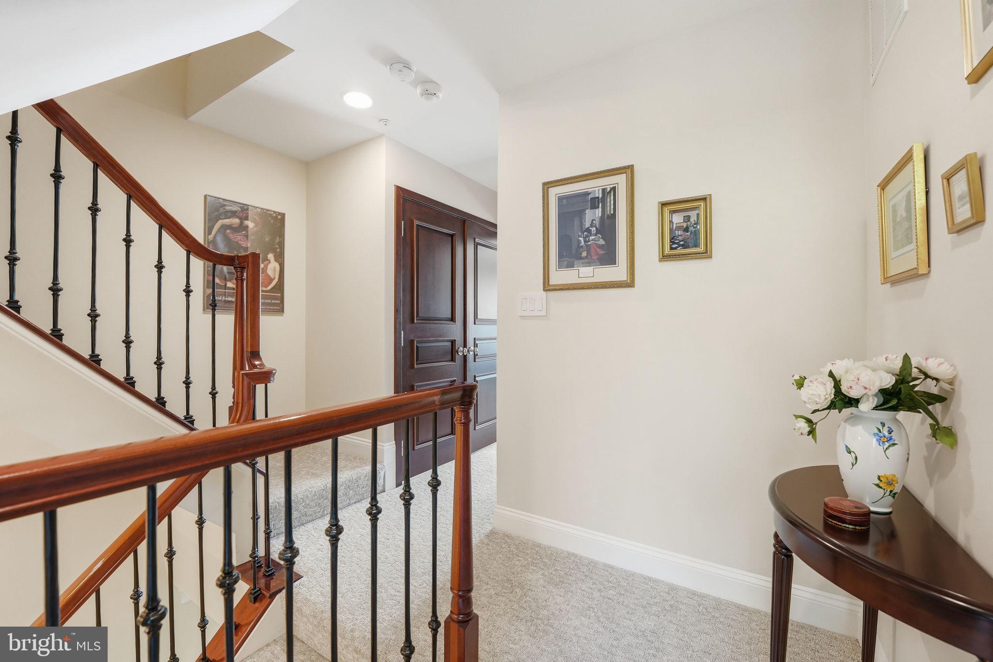 PALISADES PARK - Residential