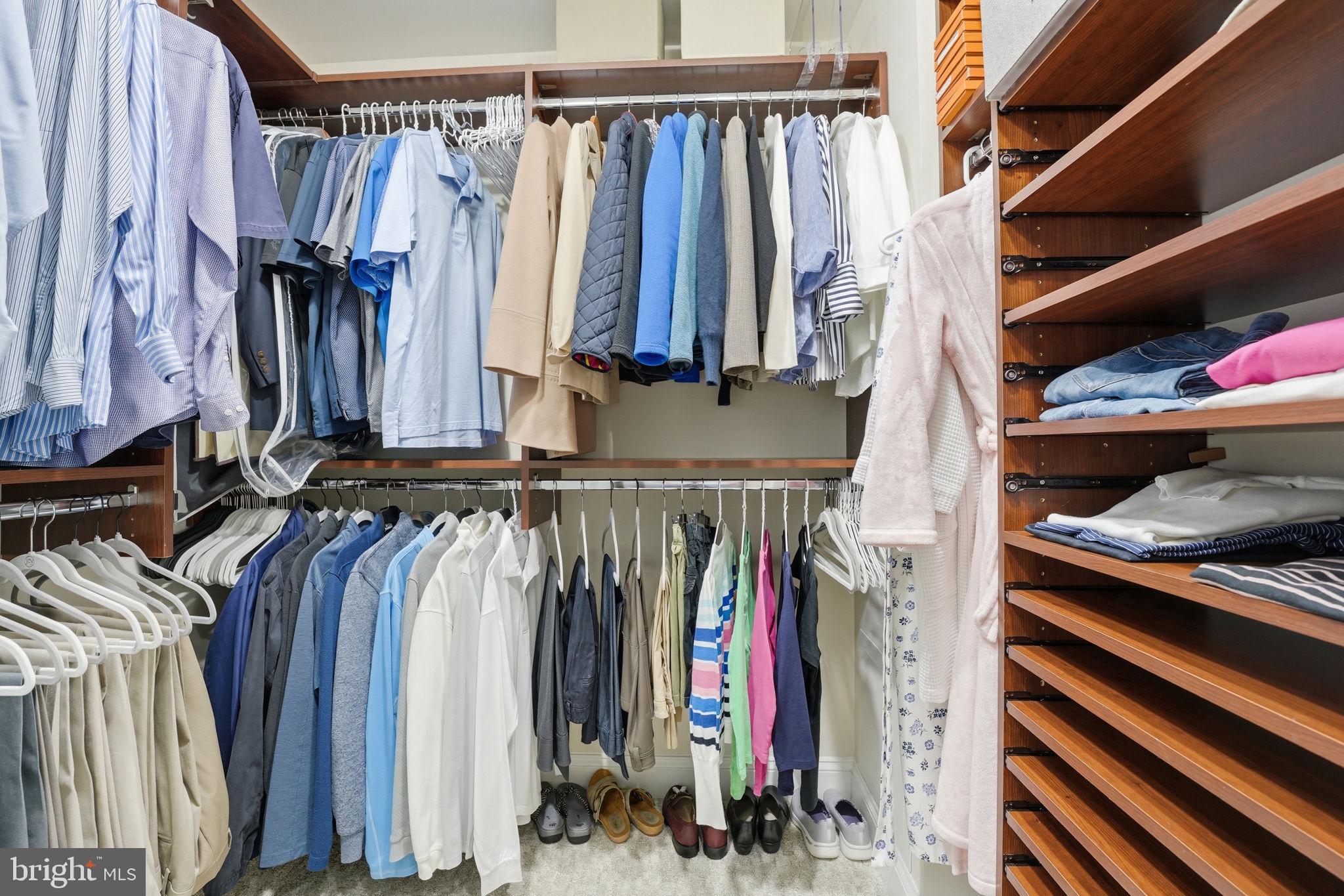 PALISADES PARK - Residential