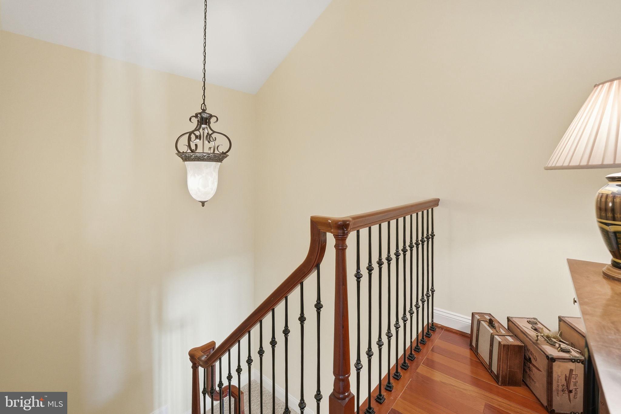 PALISADES PARK - Residential