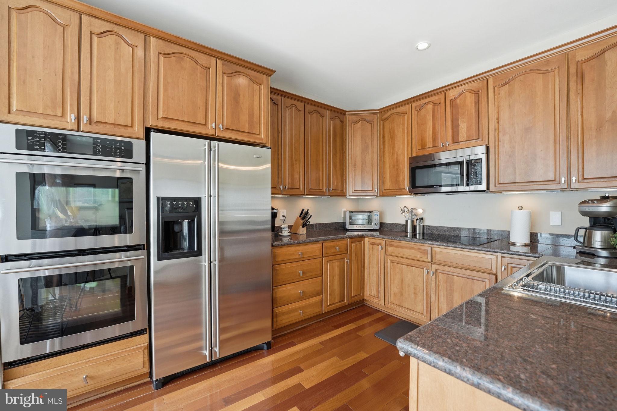 PALISADES PARK - Residential