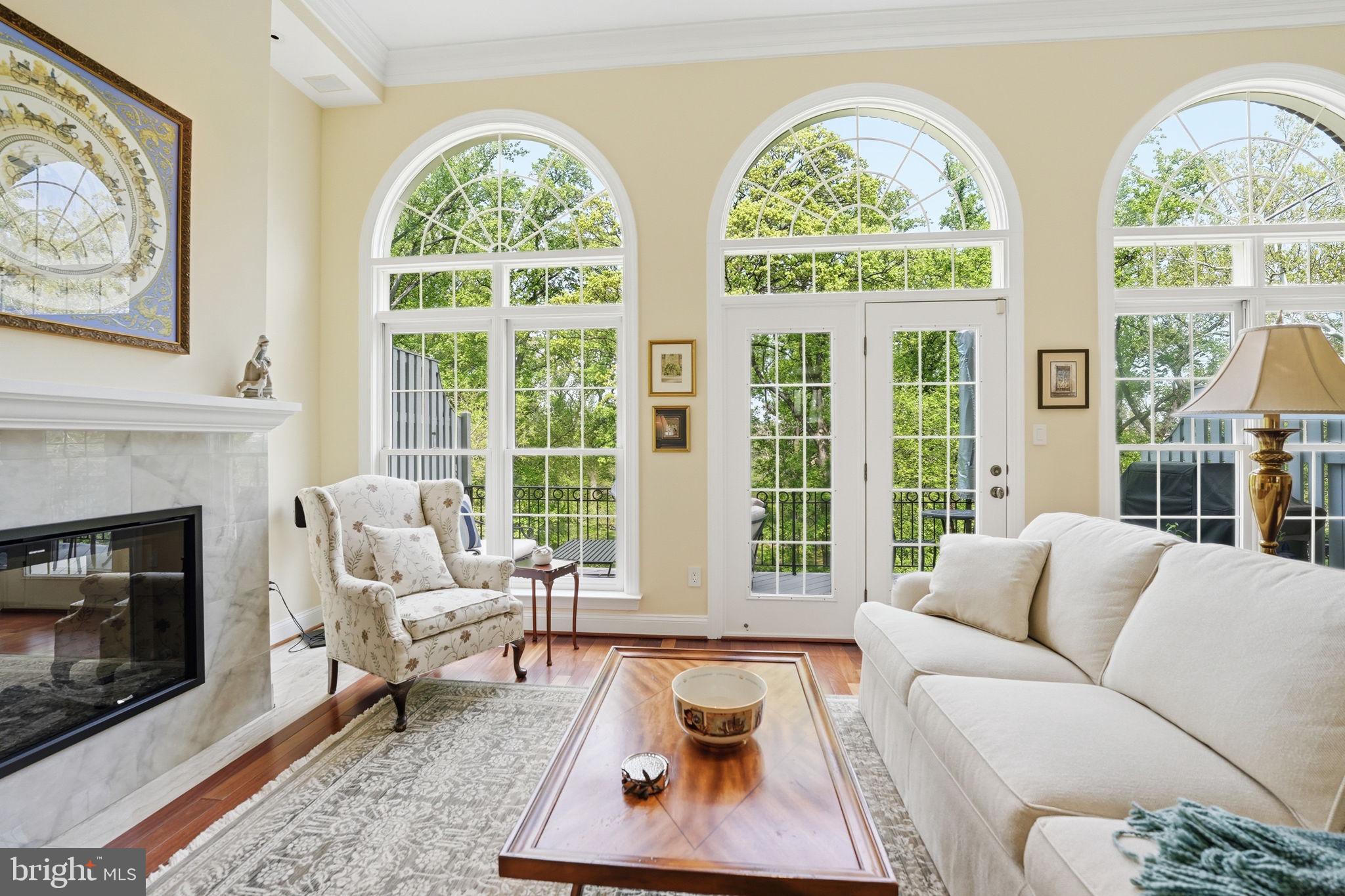 PALISADES PARK - Residential