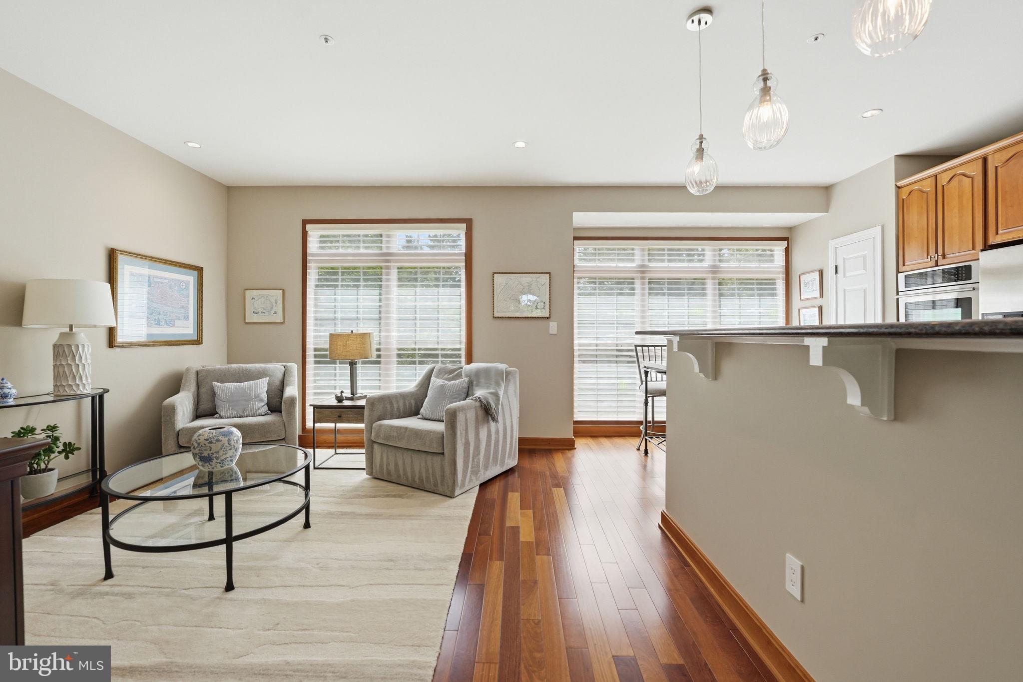 PALISADES PARK - Residential