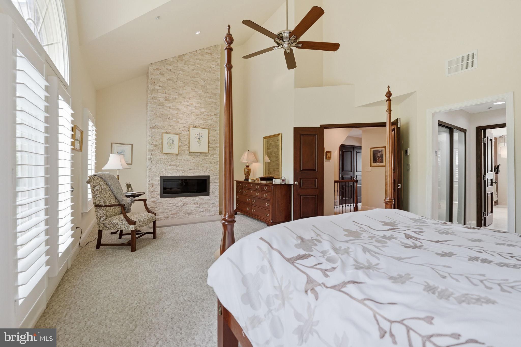 PALISADES PARK - Residential