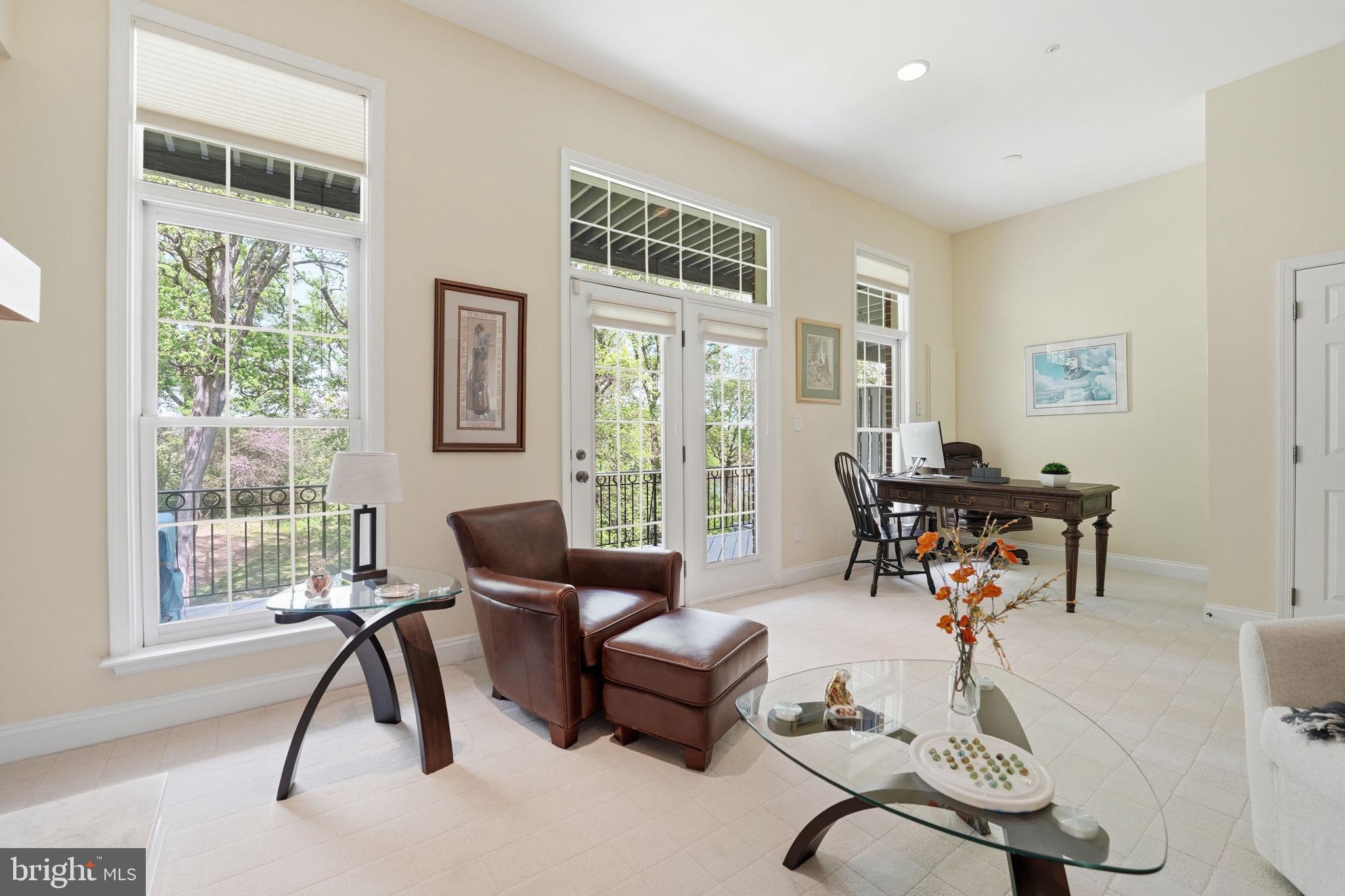 PALISADES PARK - Residential