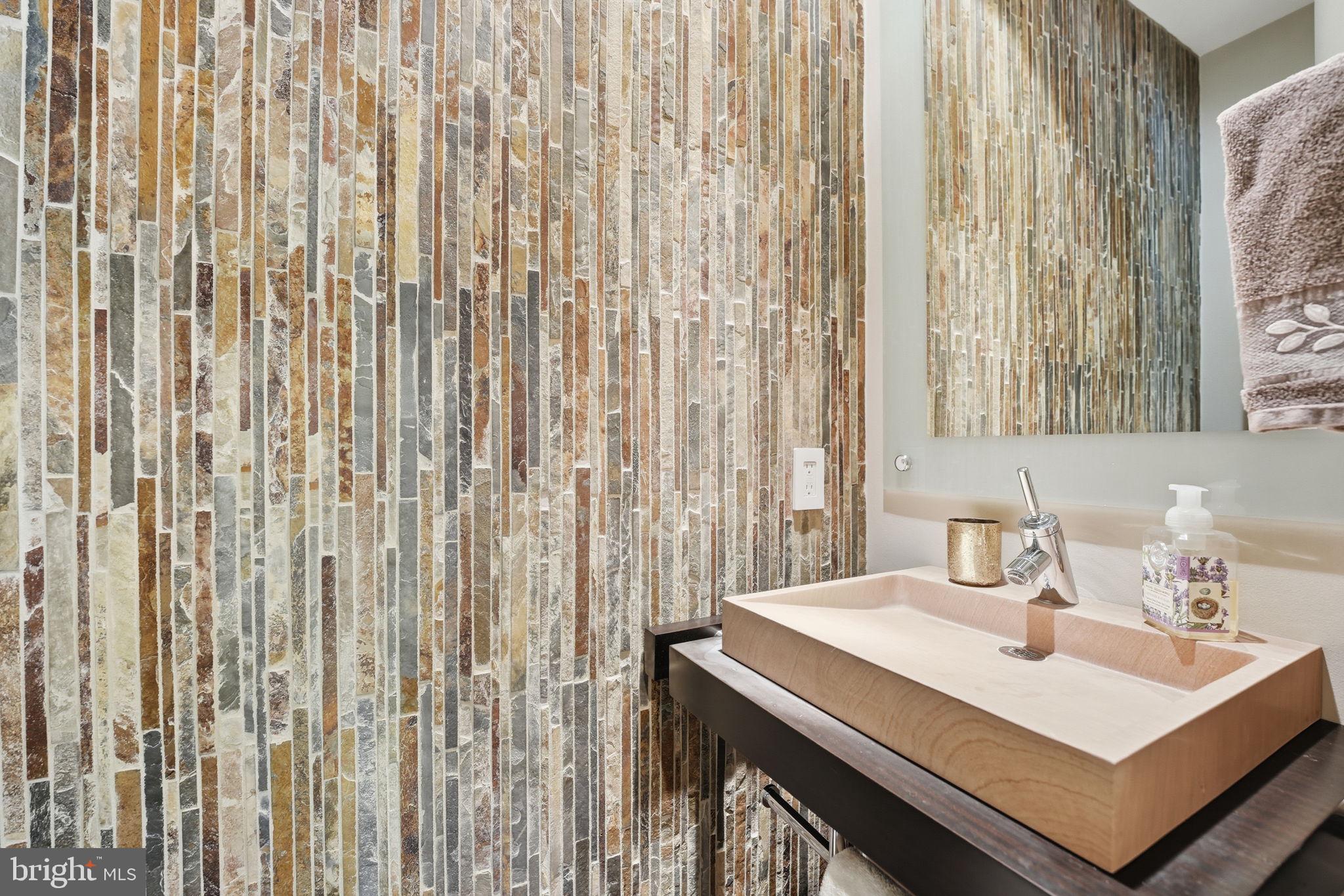 PALISADES PARK - Residential