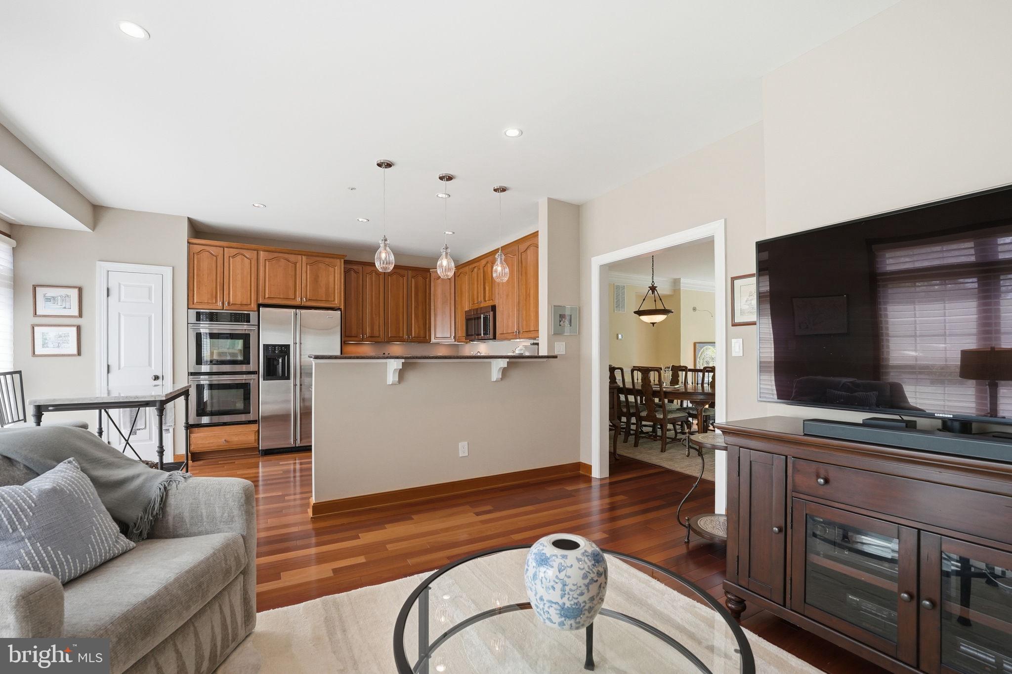 PALISADES PARK - Residential