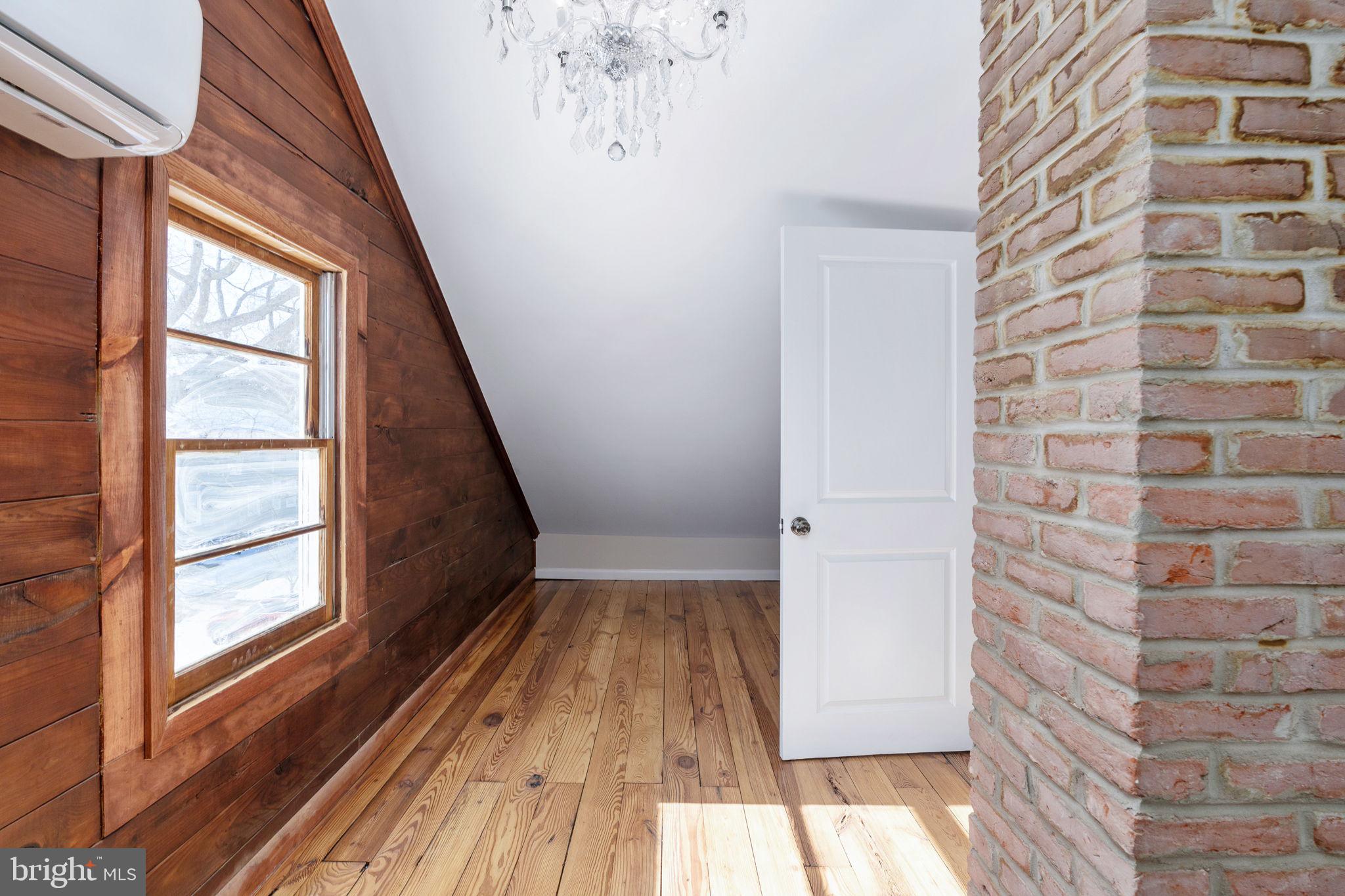 DOWNTOWN FREDERICKSBURG - Residential