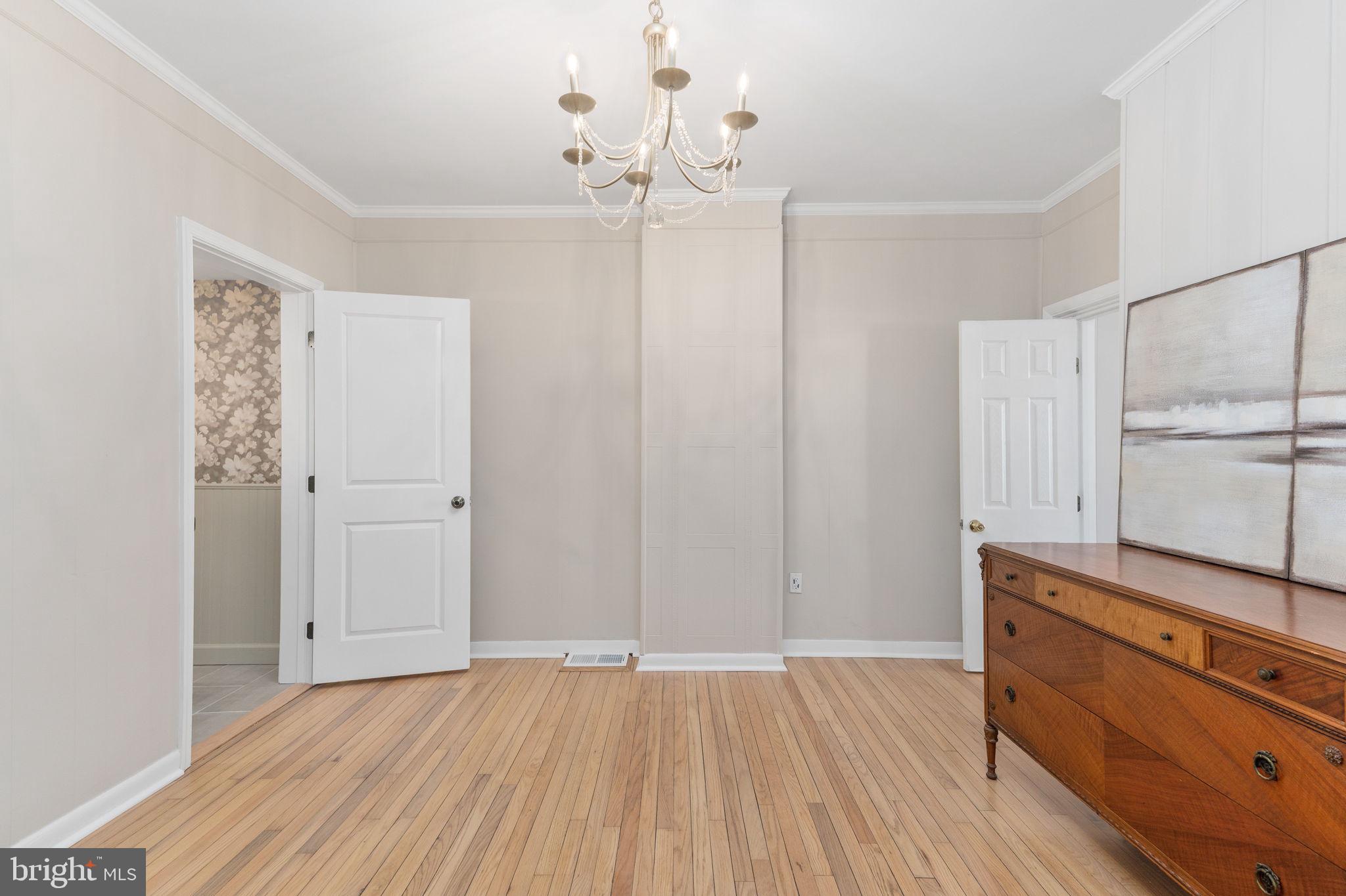 DOWNTOWN FREDERICKSBURG - Residential