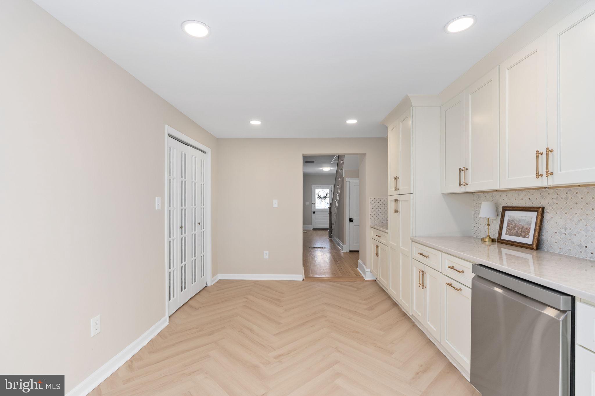 DOWNTOWN FREDERICKSBURG - Residential