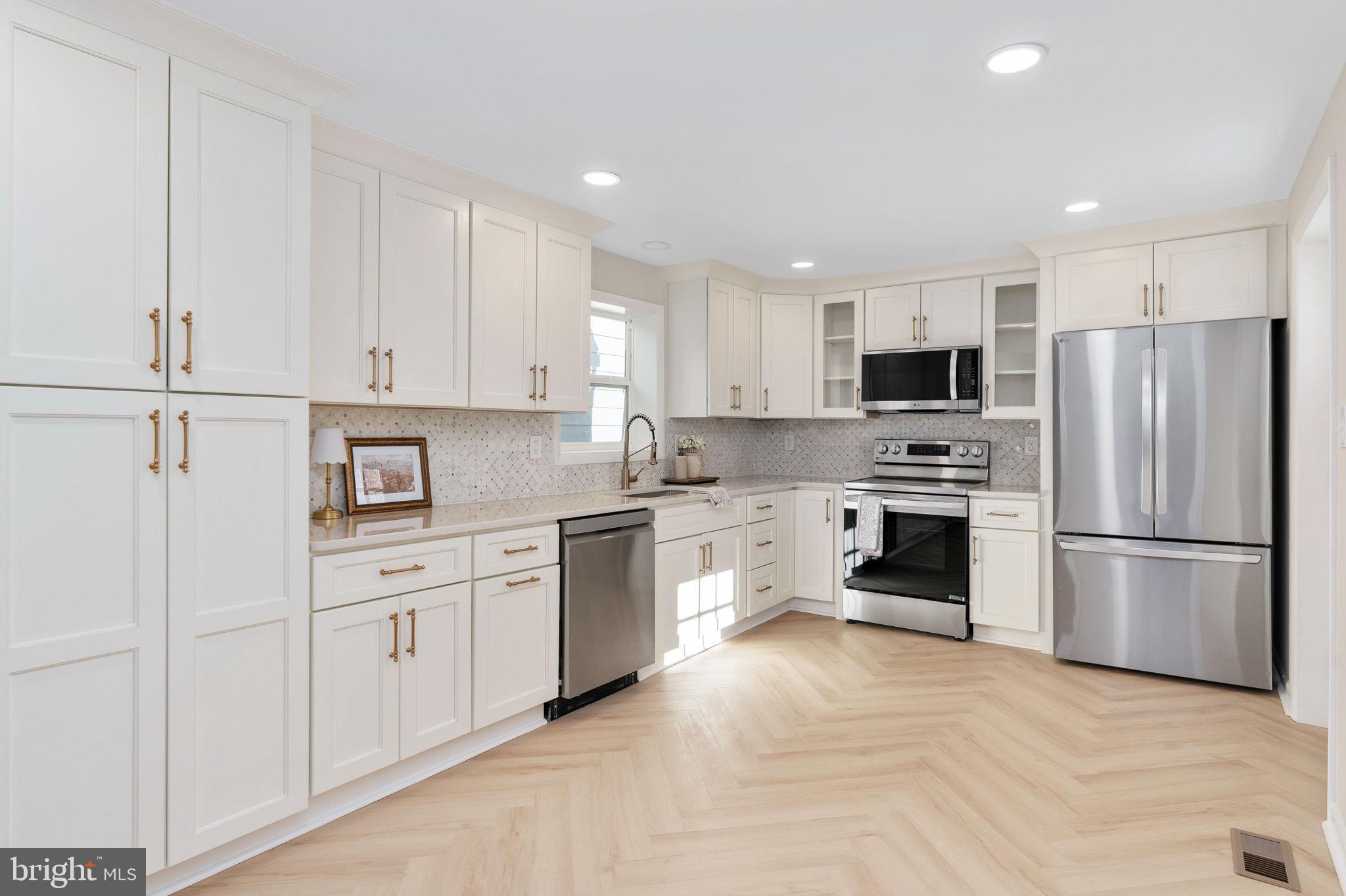 DOWNTOWN FREDERICKSBURG - Residential