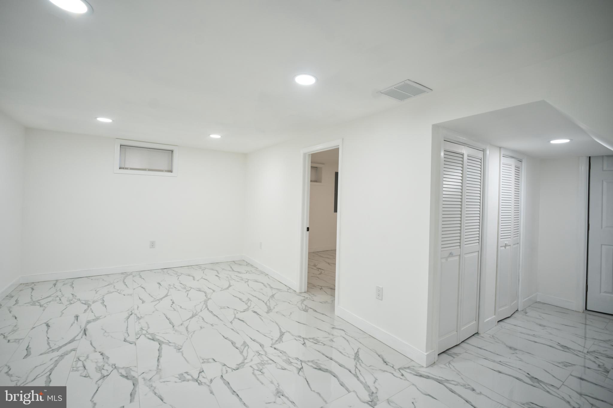 OSBORN TRACK - Residential