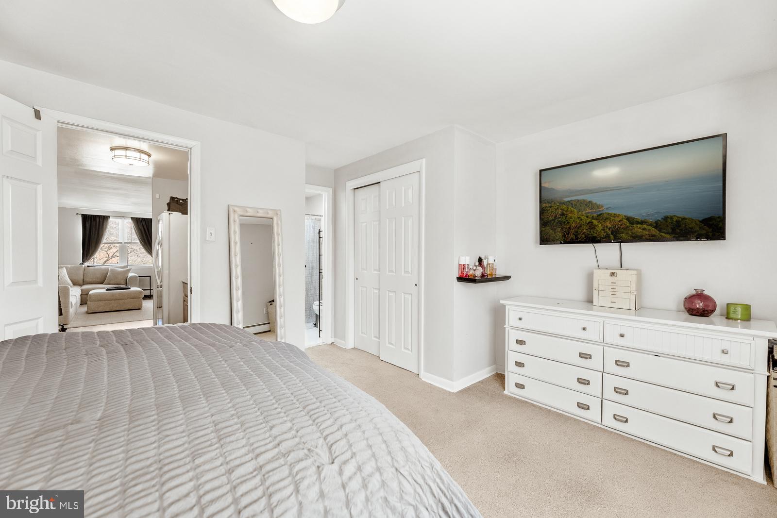 MAYFAIR (WEST) - Residential Income