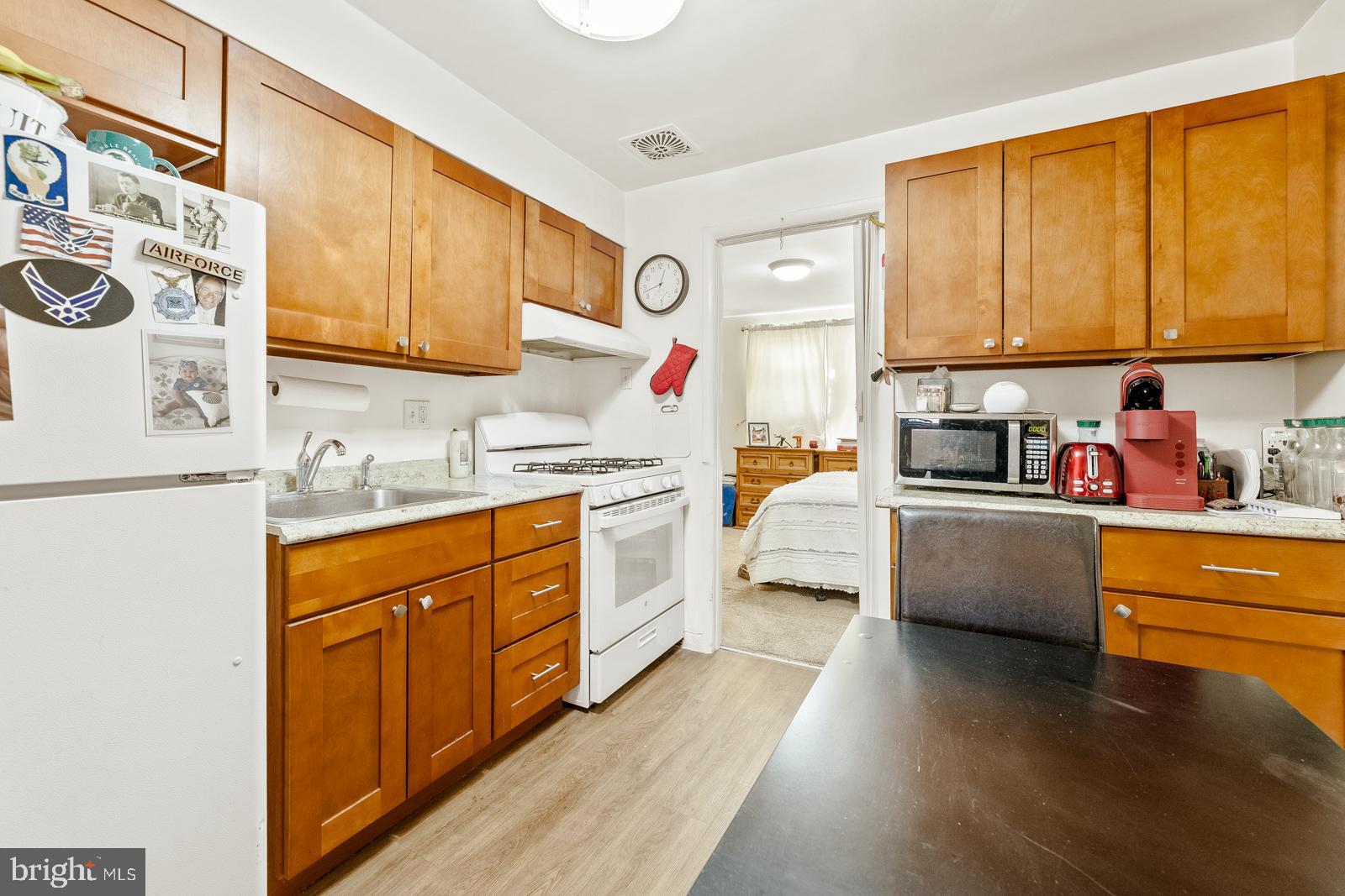 MAYFAIR (WEST) - Residential Income