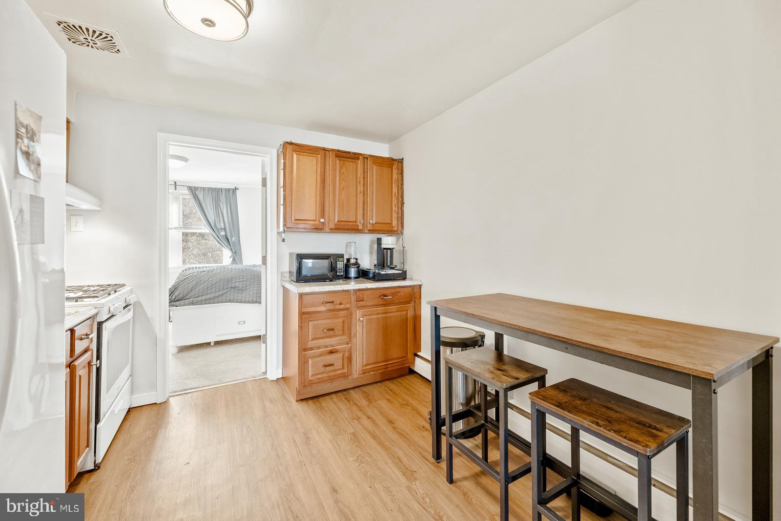 MAYFAIR (WEST) - Residential Income