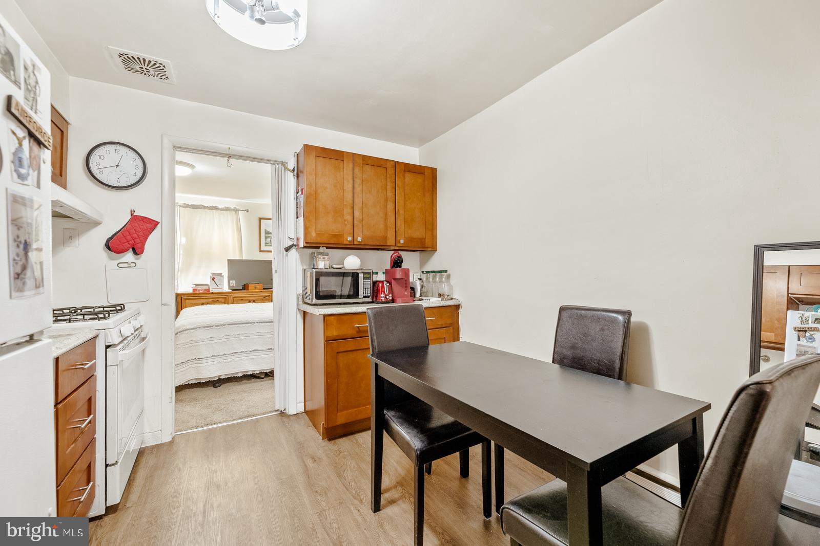 MAYFAIR (WEST) - Residential Income