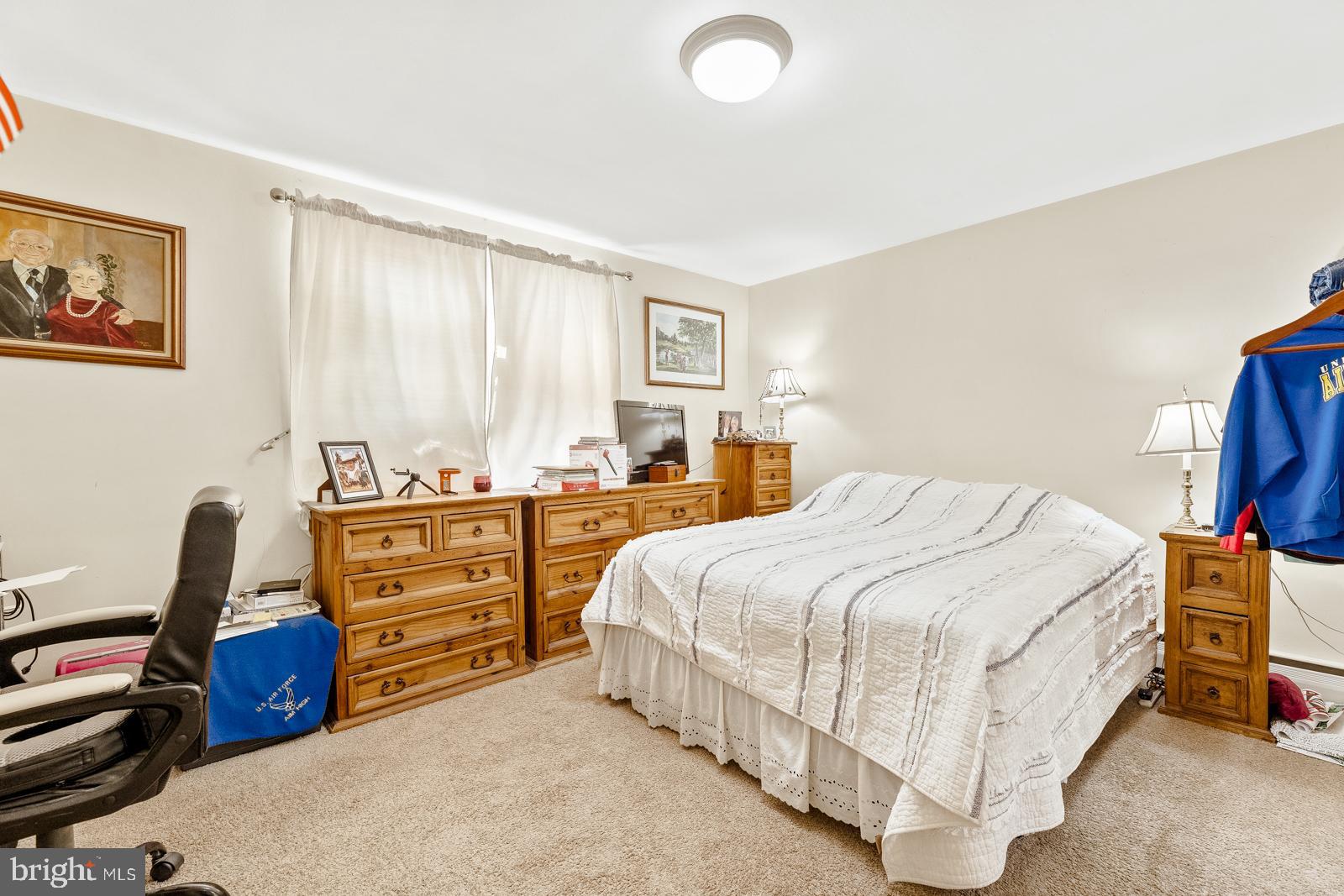 MAYFAIR (WEST) - Residential Income