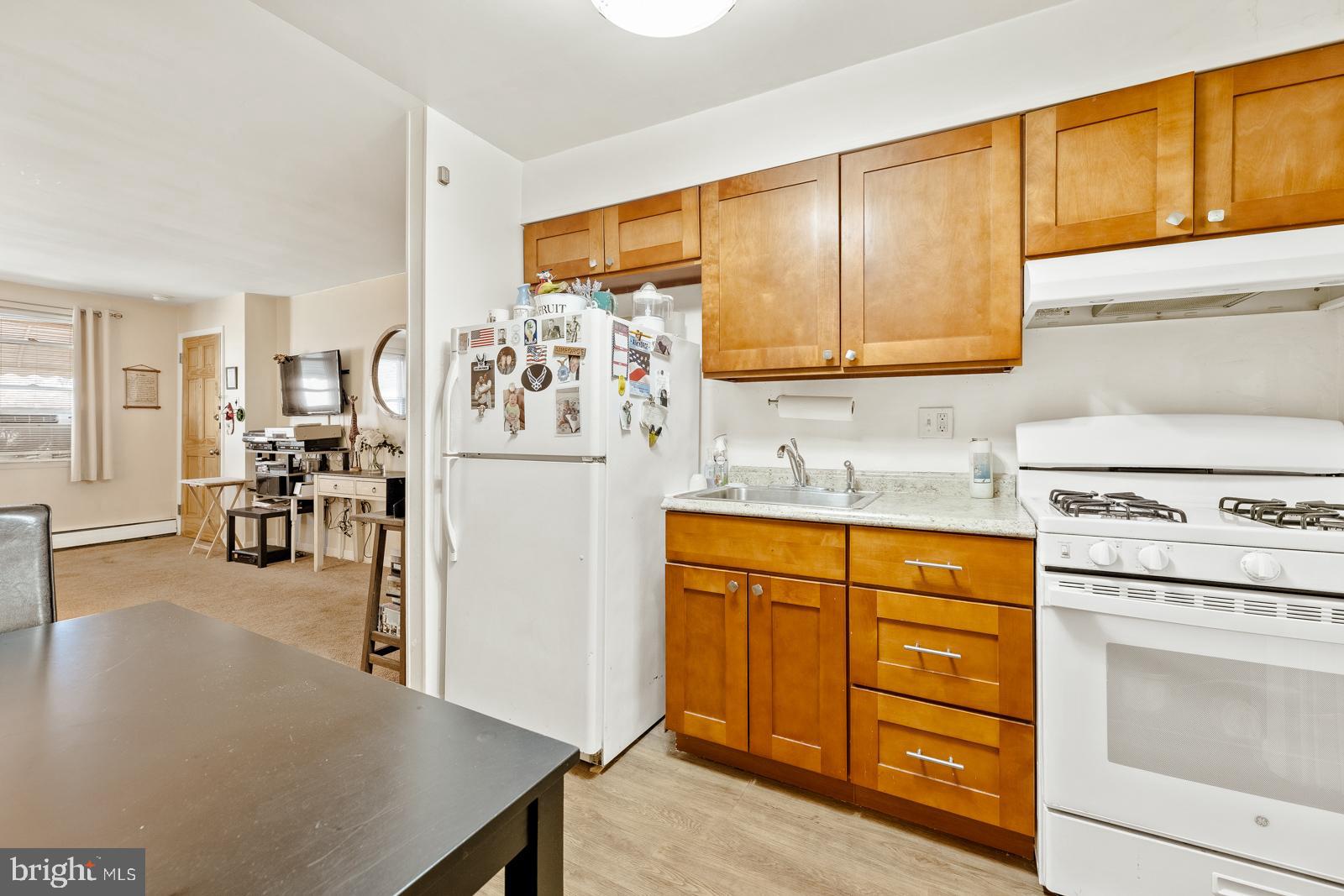 MAYFAIR (WEST) - Residential Income