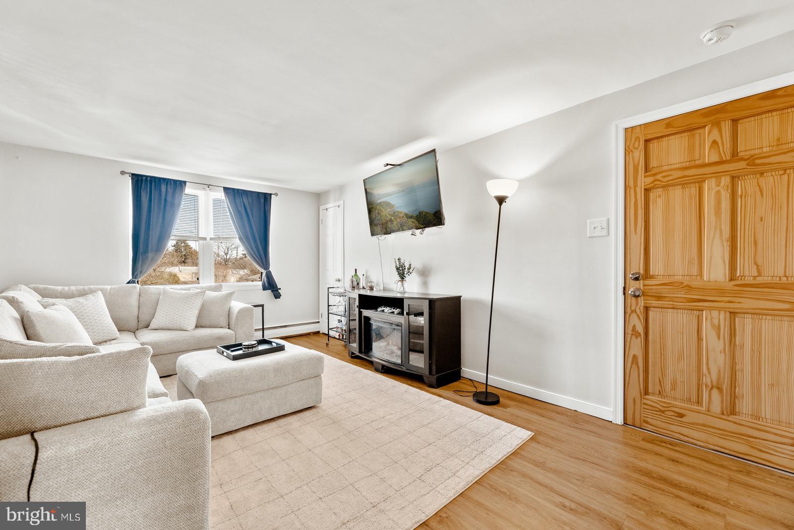 MAYFAIR (WEST) - Residential Income