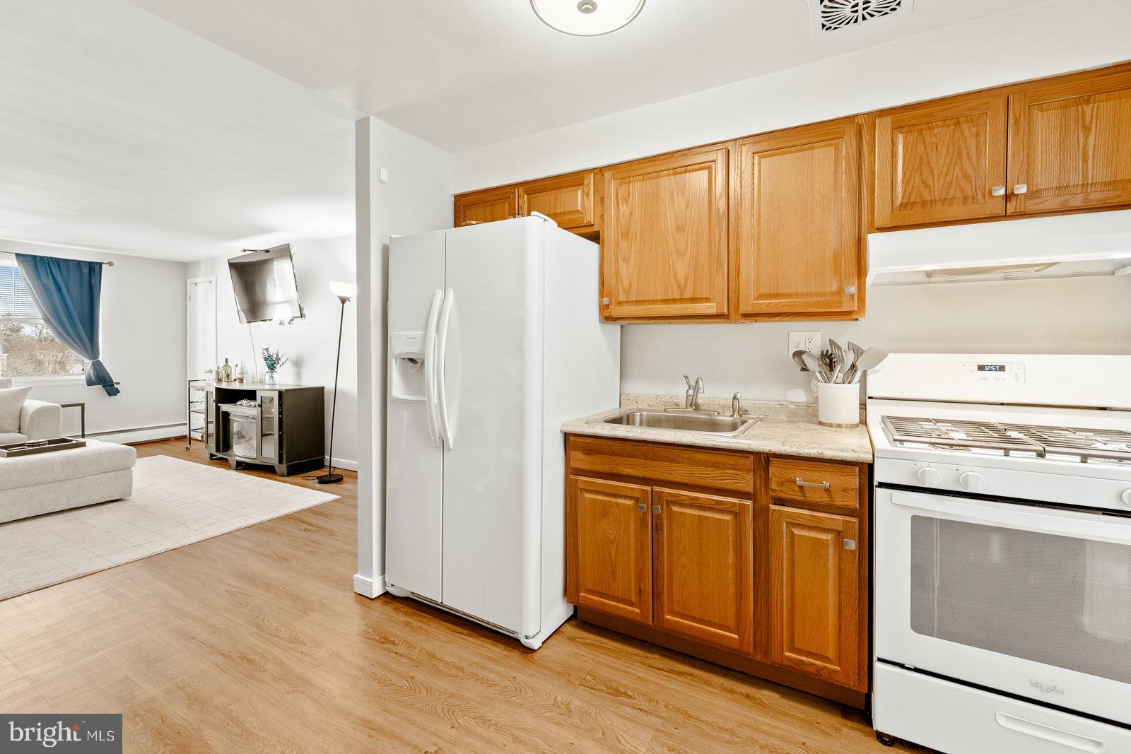 MAYFAIR (WEST) - Residential Income