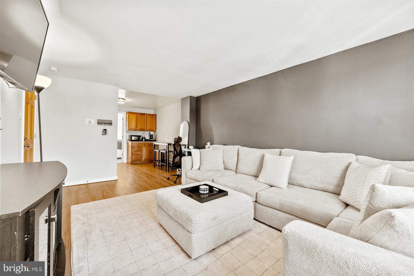 MAYFAIR (WEST) - Residential Income