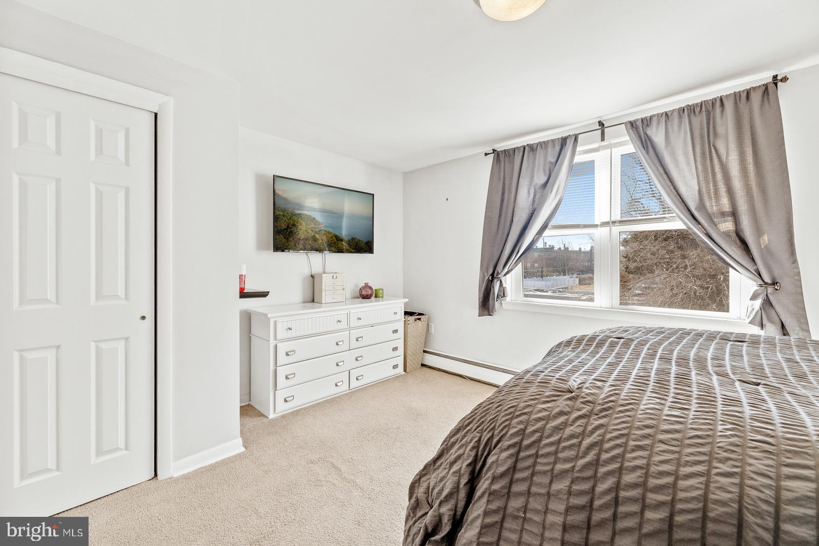 MAYFAIR (WEST) - Residential Income