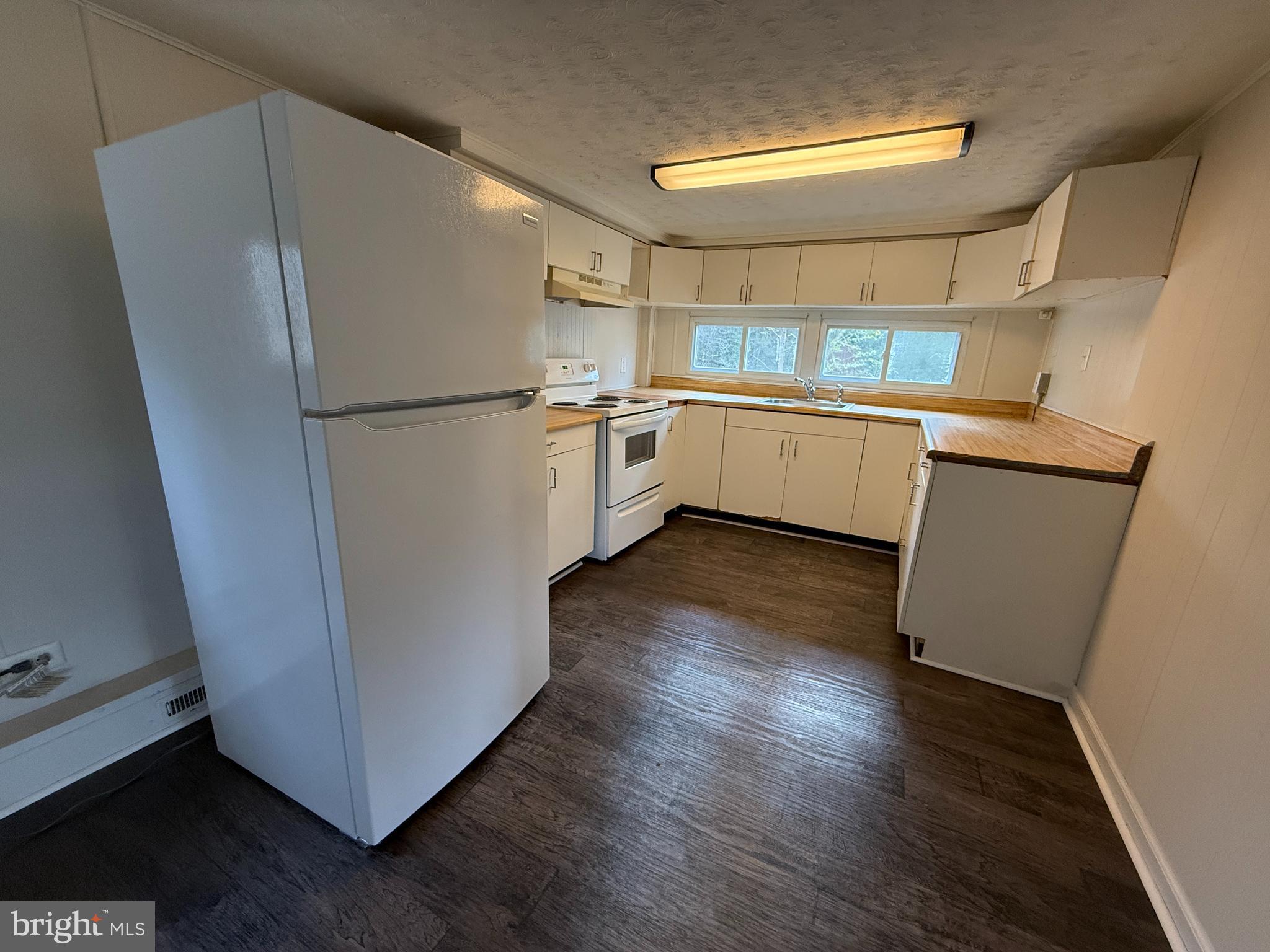 RICHARD BUMBREY - Residential Lease