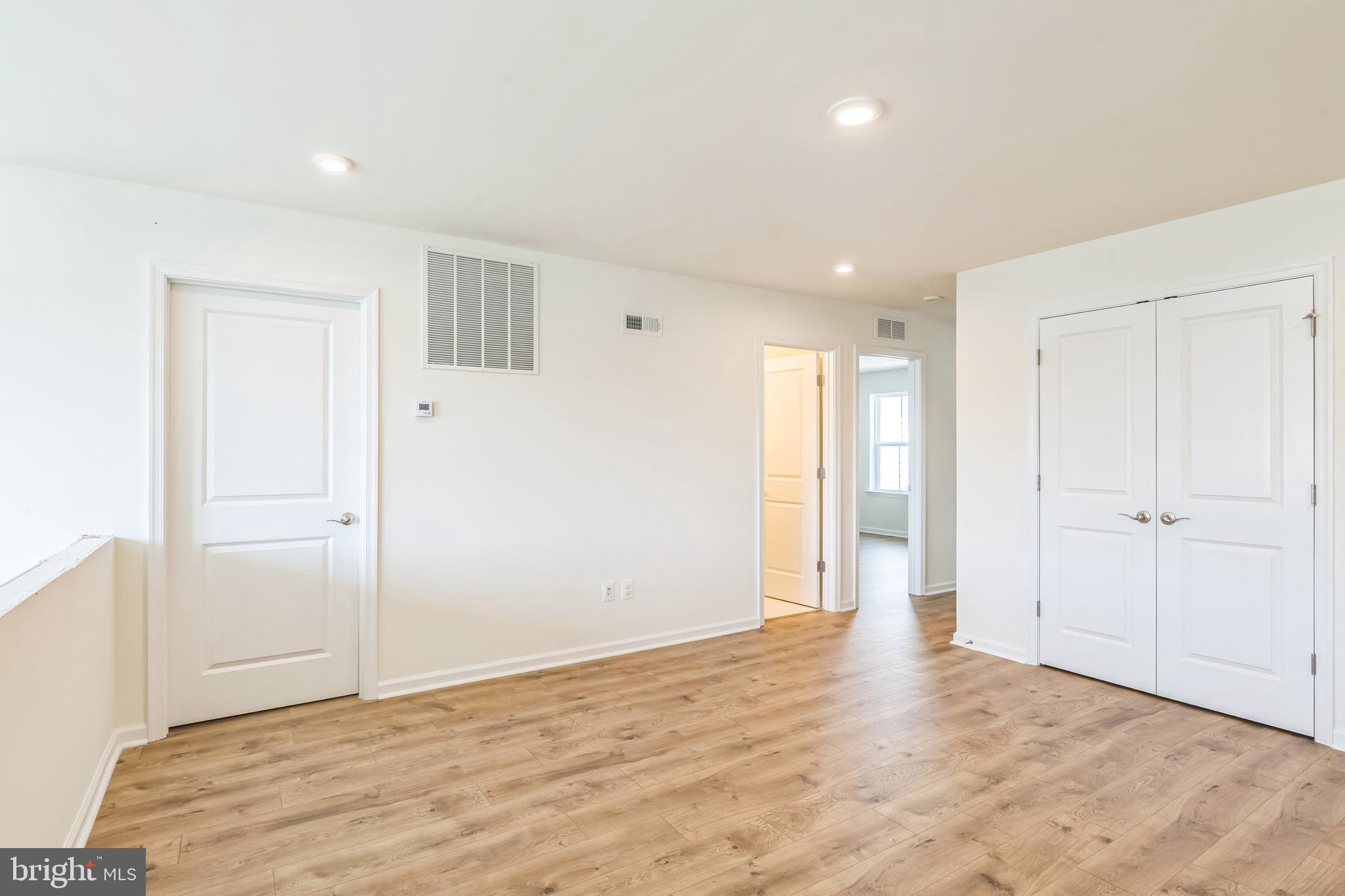 390 SCRANTON LANE