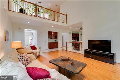 MEADOWCROFT - Residential