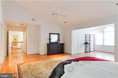 MEADOWCROFT - Residential