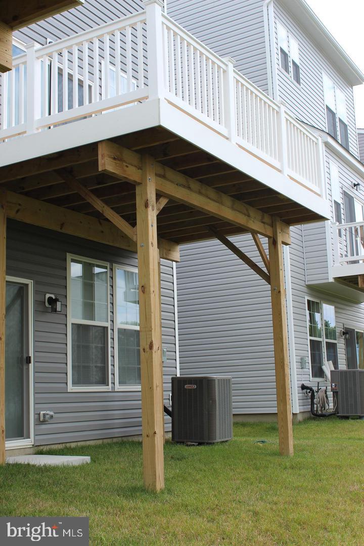 THE TOWNS AT GLENN DALE CROSSING - Residential Lease