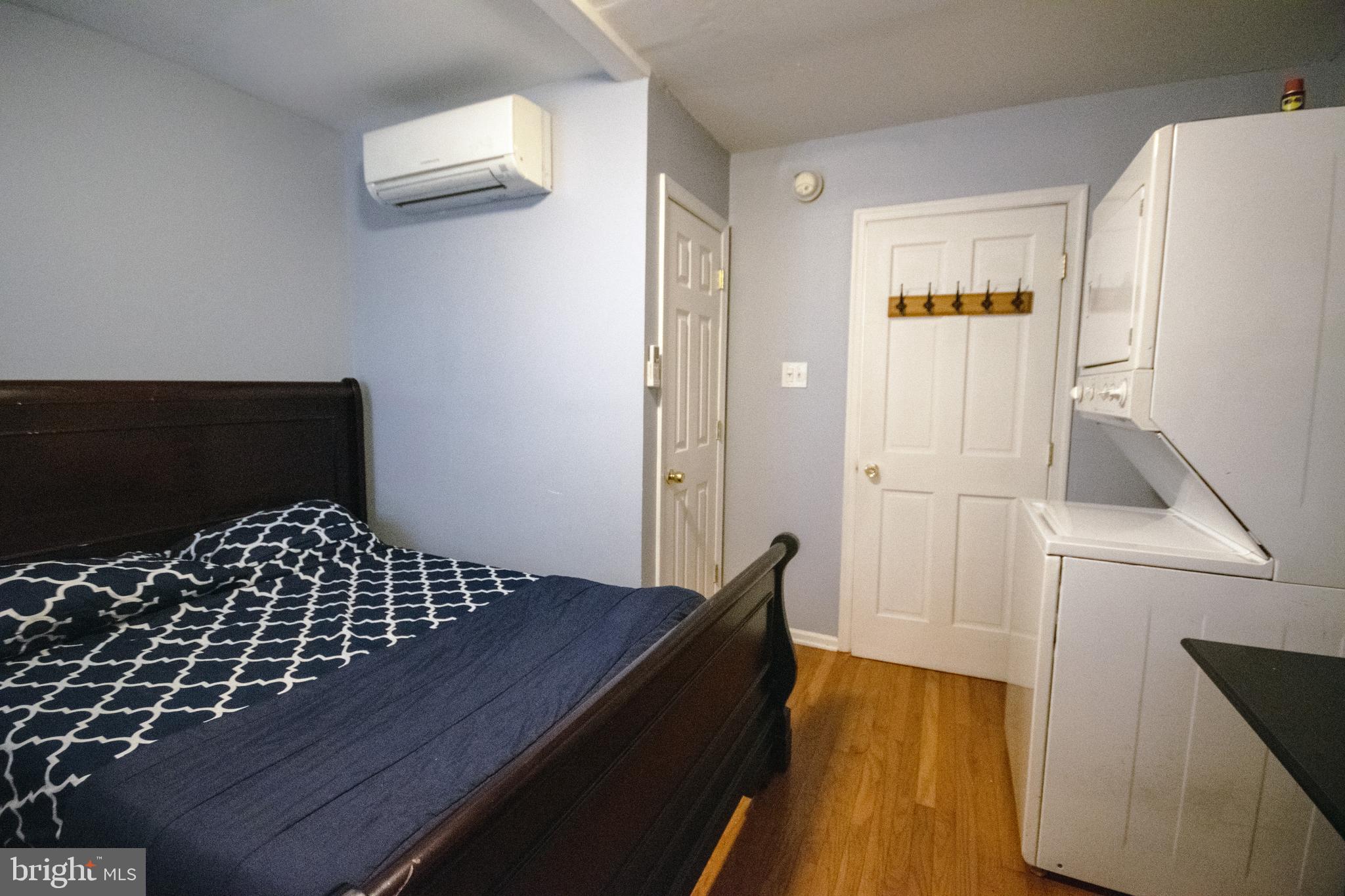 AVENUE OF THE ARTS - Residential Lease