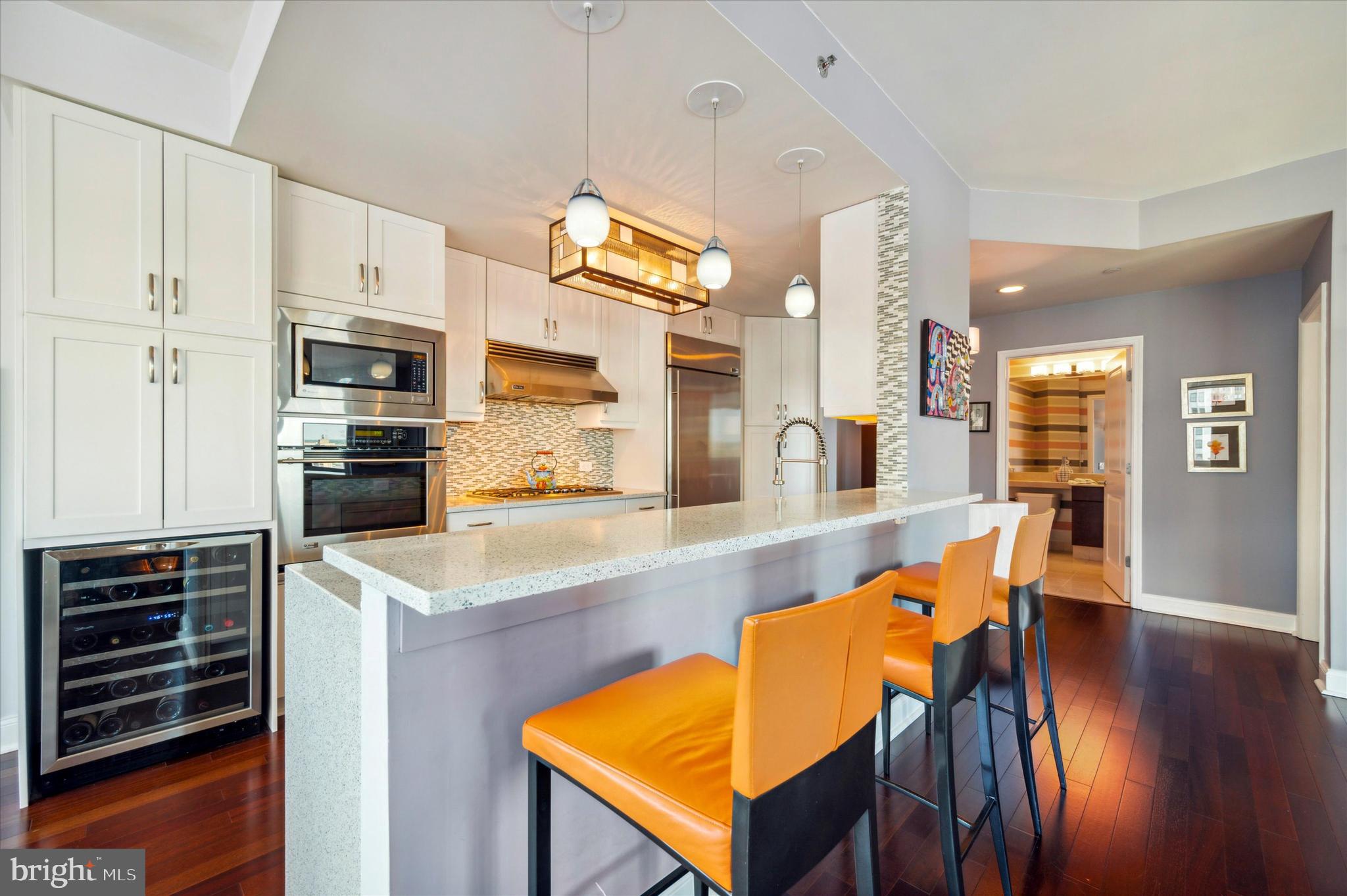 AVENUE OF THE ARTS - Residential