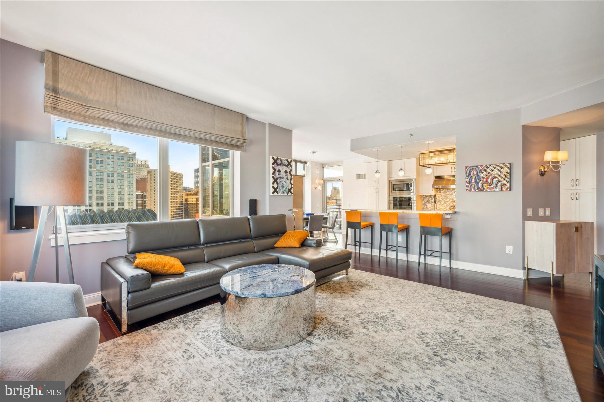 AVENUE OF THE ARTS - Residential