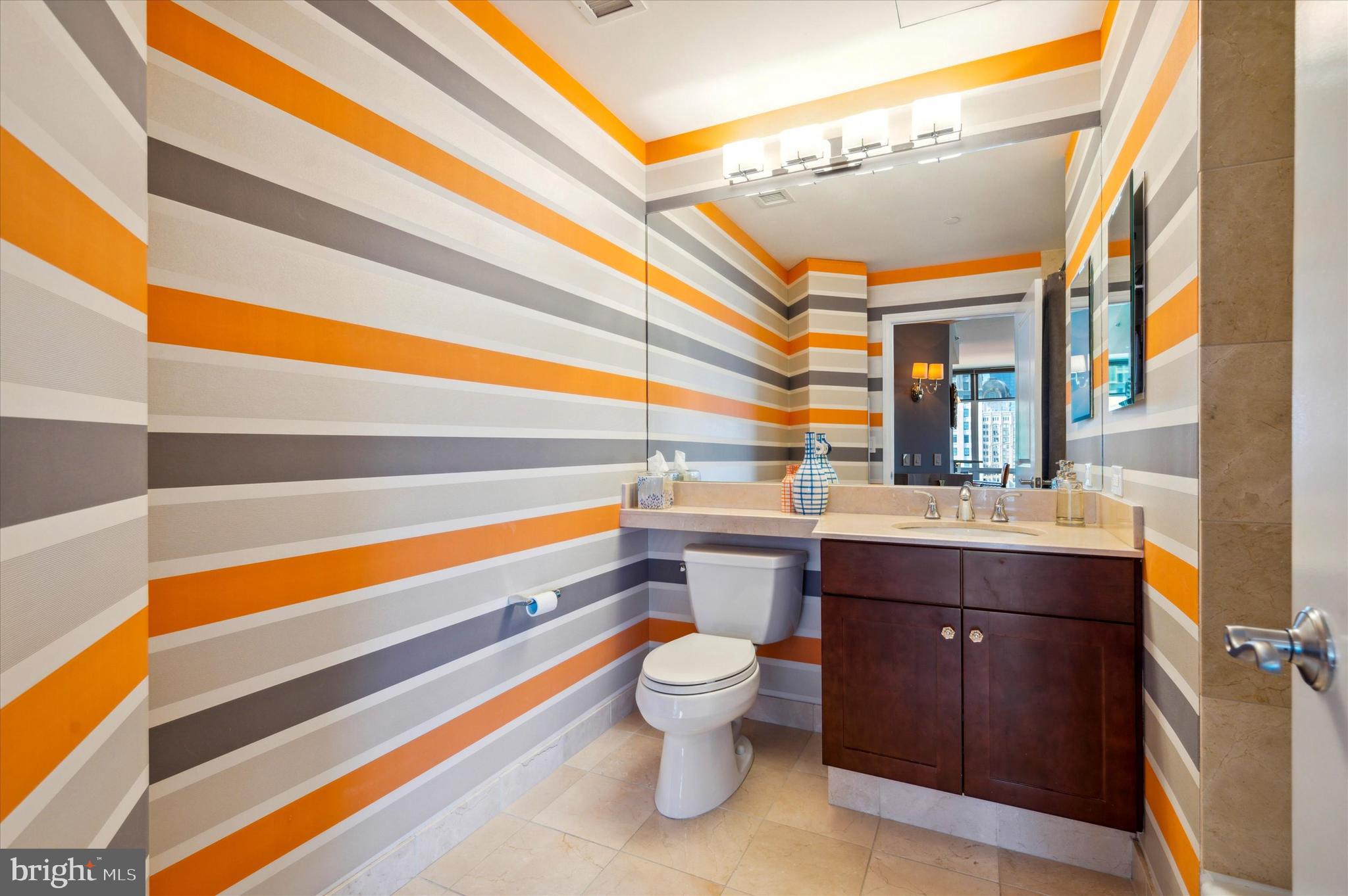 AVENUE OF THE ARTS - Residential