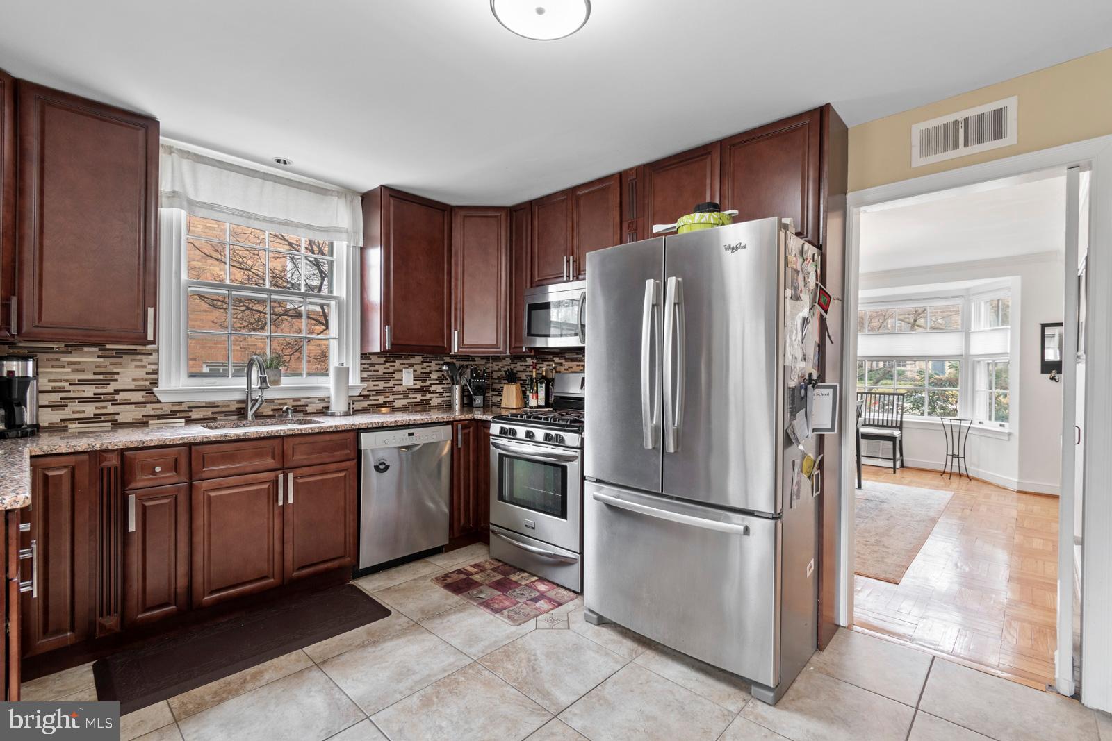 CHELTENHAM - Residential