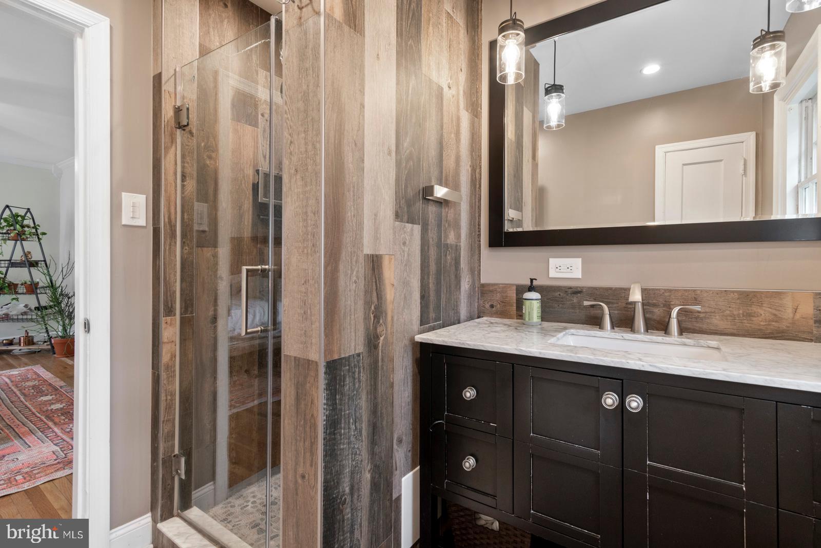 CHELTENHAM - Residential