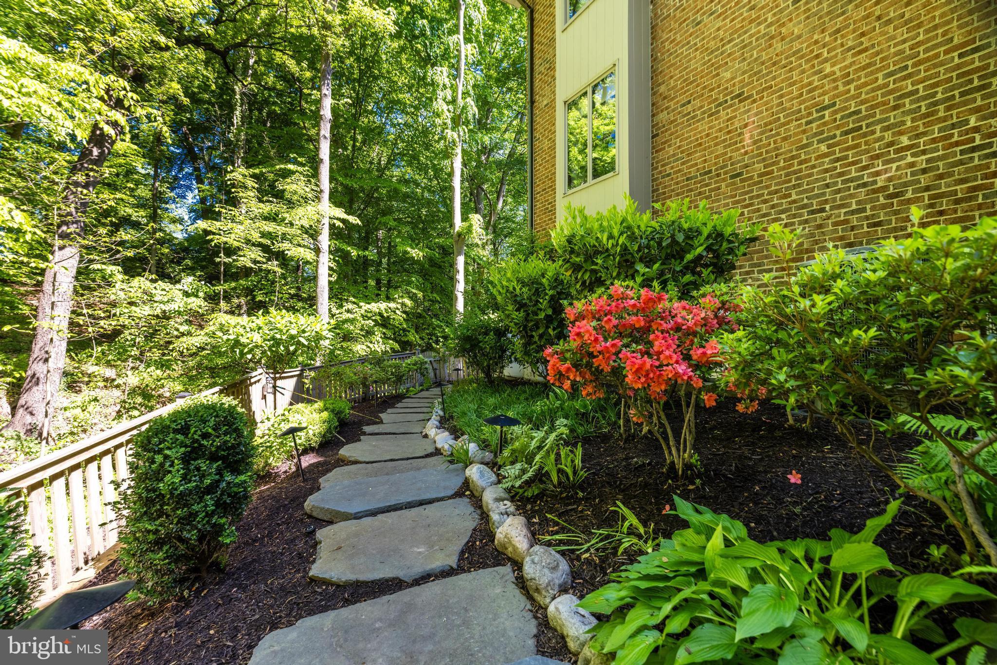 MERRYWOOD ON THE POTOMAC - Residential