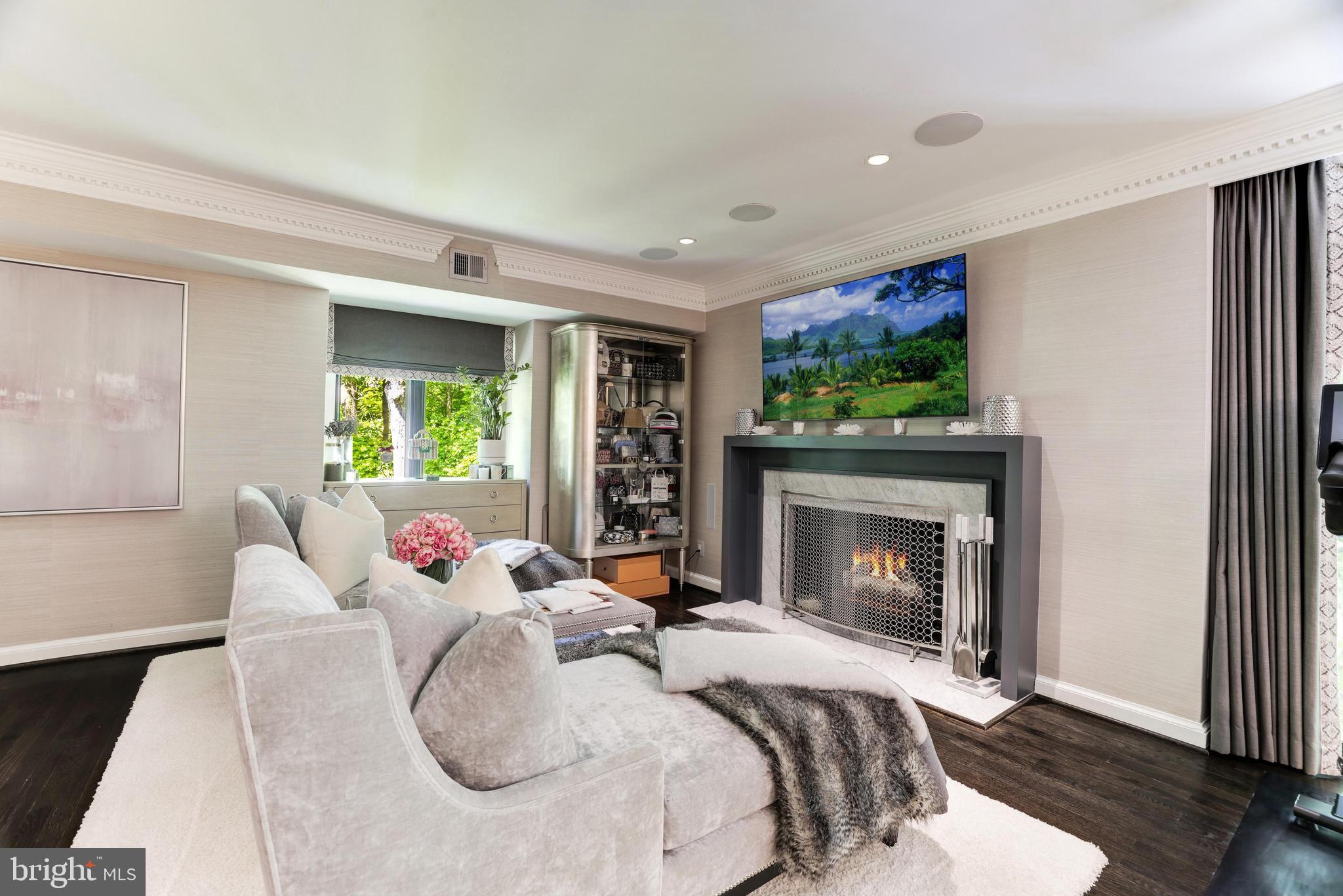 MERRYWOOD ON THE POTOMAC - Residential