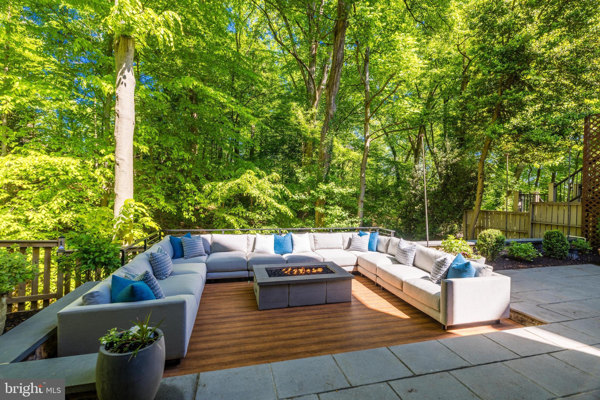 MERRYWOOD ON THE POTOMAC - Residential