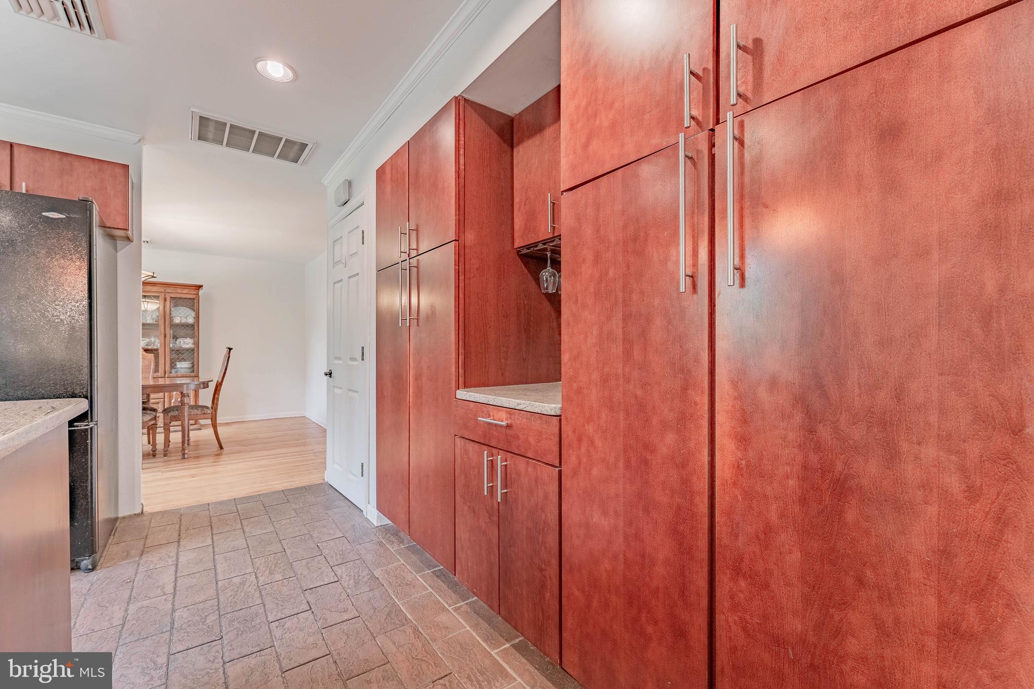 CAMBRIDGE DOWNS - Residential