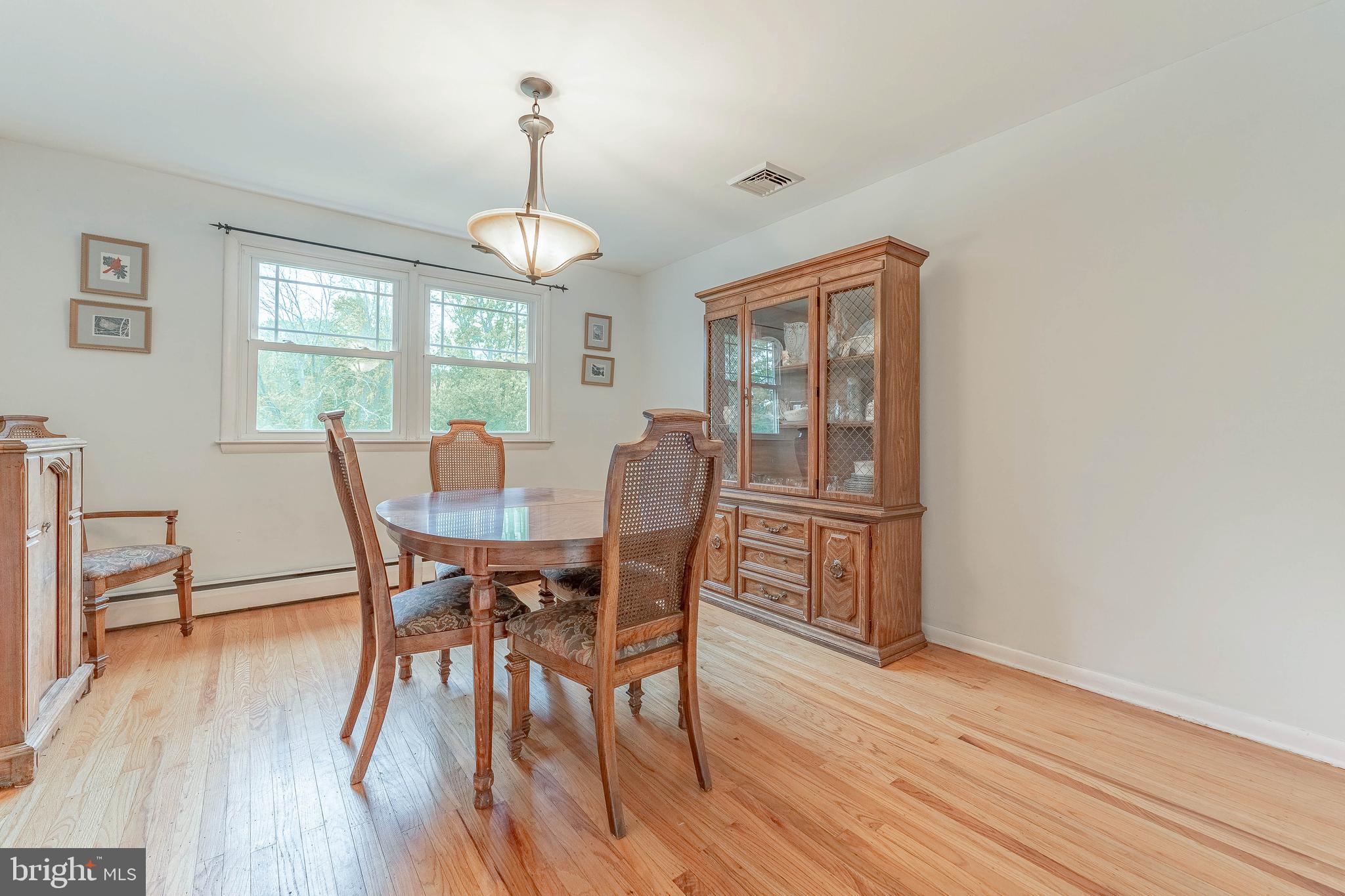 CAMBRIDGE DOWNS - Residential