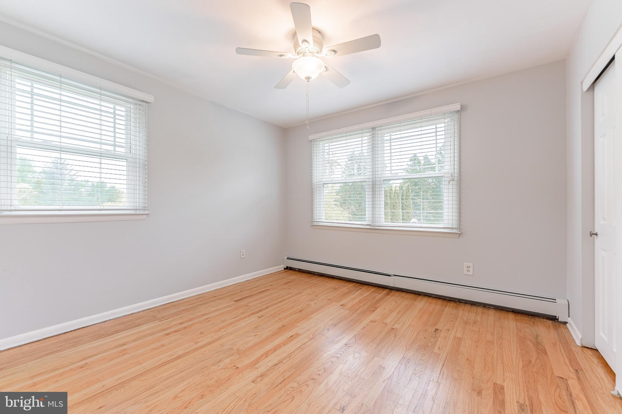 CAMBRIDGE DOWNS - Residential