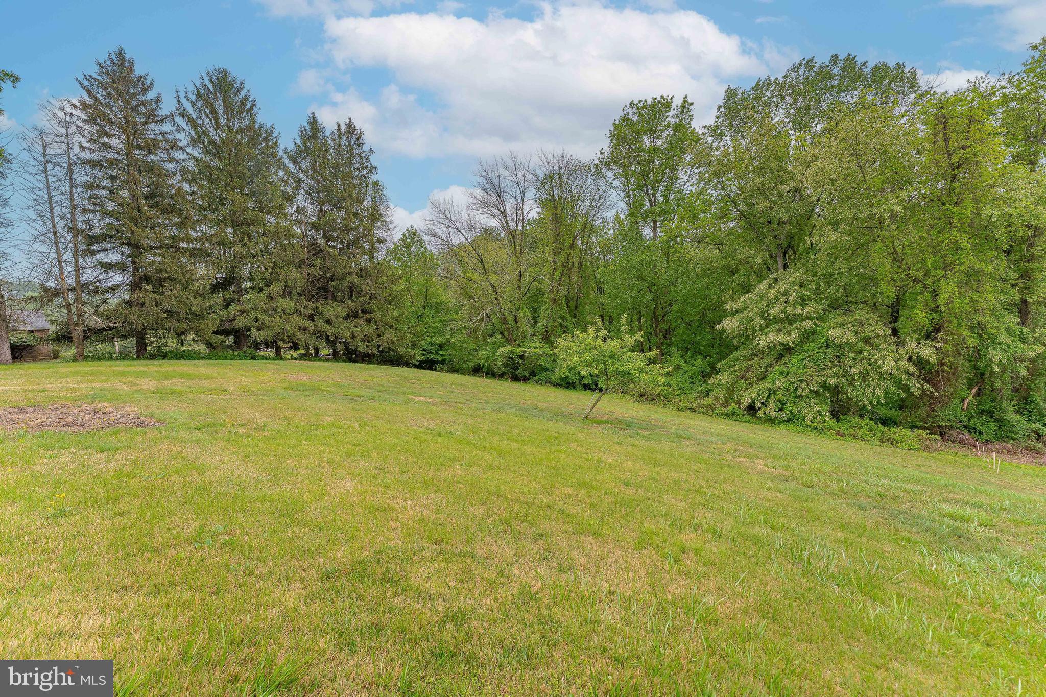 CAMBRIDGE DOWNS - Residential